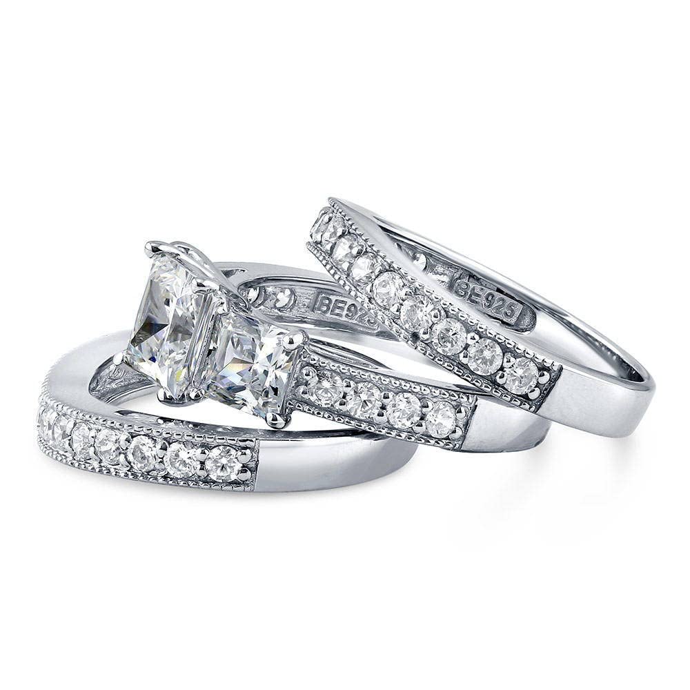 BERRICLE Sterling Silver 3-Stone Princess Cut Cubic Zirconia Wedding Engagement Ring Set for Women (1.6 Carat CZ, Rhodium Plated, Size 4-10) - Perfect for Proposals, Anniversaries & Special Occasions