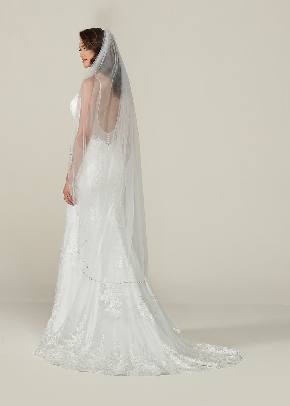Kaylee Veil - Elegant Bridal Wedding Veil with Lace Trim | Perfect for Brides, Weddings, and Special Occasions