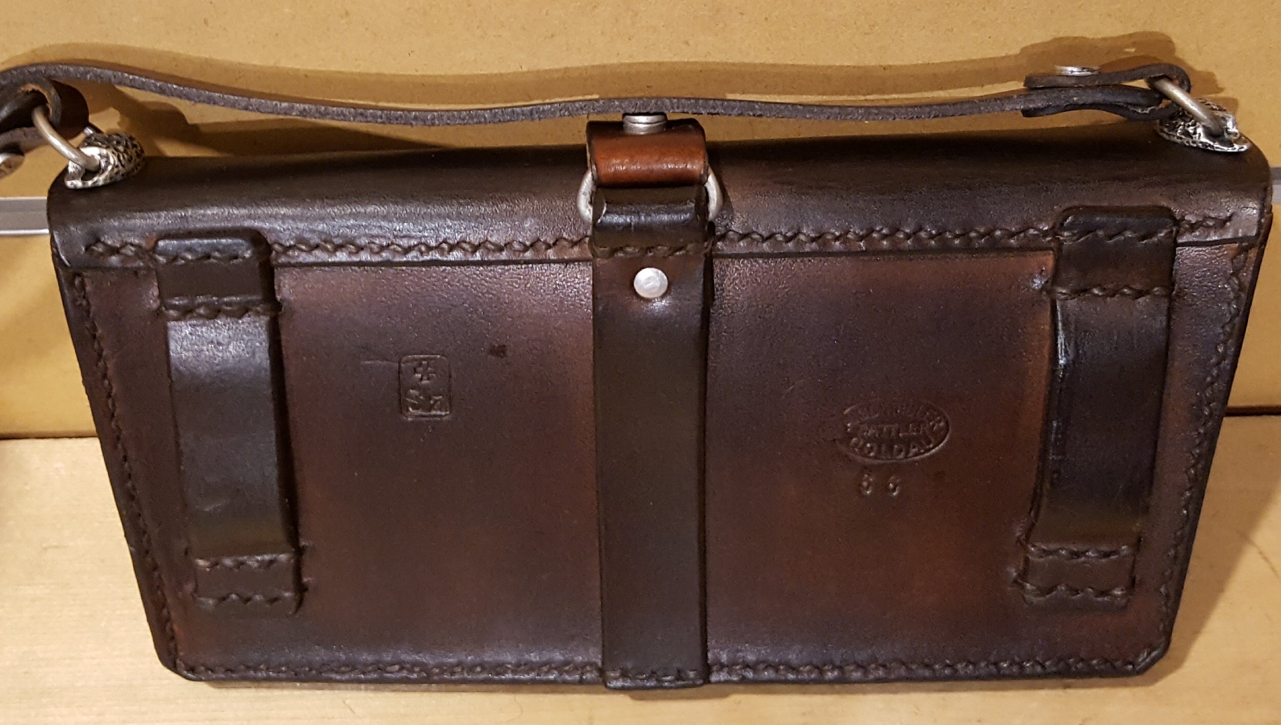 Vintage Mini Swiss Military Handbag for Women & Men - Compact Retro Style Crossbody Bag for Travel, Hiking & Everyday Use