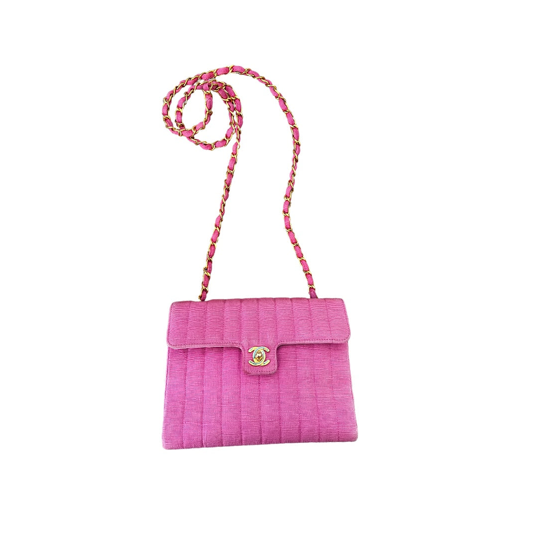 Vintage Chanel Pink Vertical Quilted CC Flap Bag - Luxury Designer Handbag for Women, Evening Parties & Special Occasions