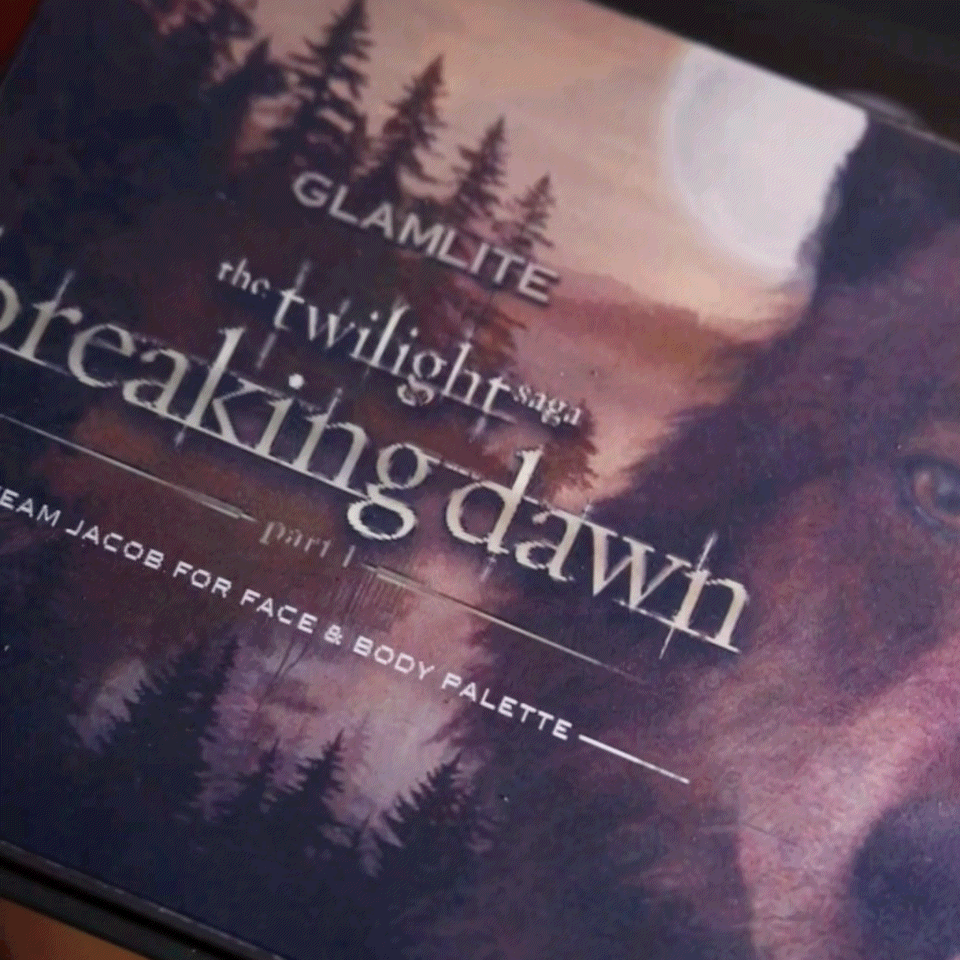 Twilight x Glamlite Team Jacob Eyeshadow Palette - Vegan & Cruelty-Free Makeup for Bella Inspired Looks | Perfect for Cosplay, Halloween, and Themed Parties