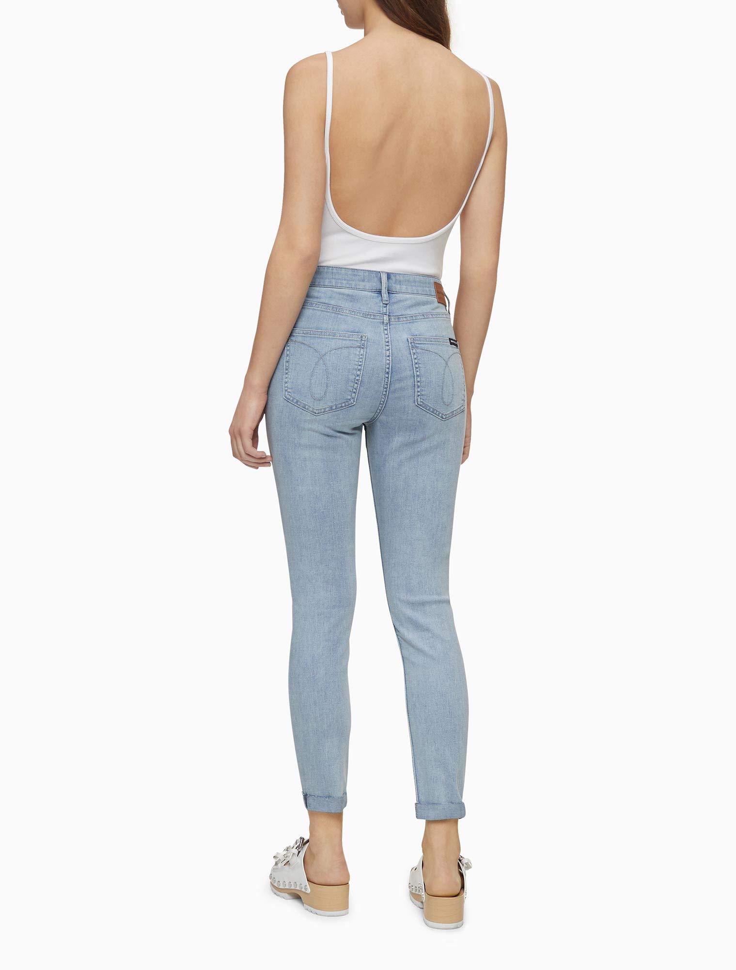 Calvin Klein Women's Strappy Scoop Back Bodysuit - Sexy Comfortable Tank Bodysuit for Layering, Night Out & Everyday Wear