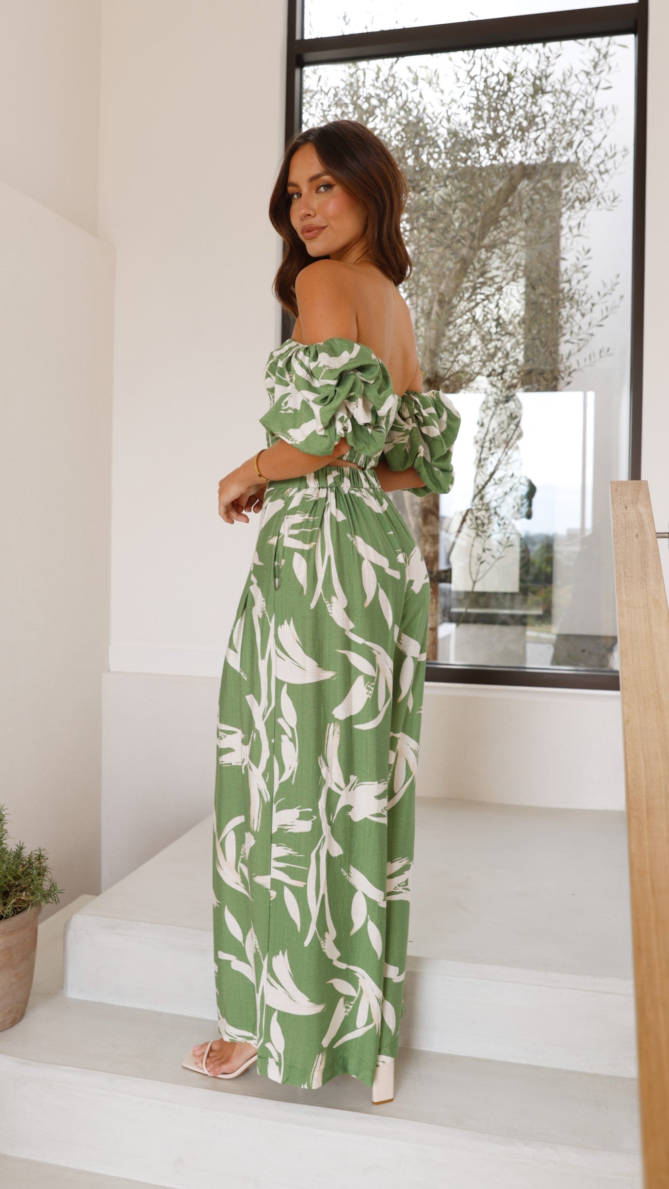 Callison Women's Green Print Crop Top and Pants Set - Stylish Matching Outfit for Casual Wear, Yoga, and Summer Fashion