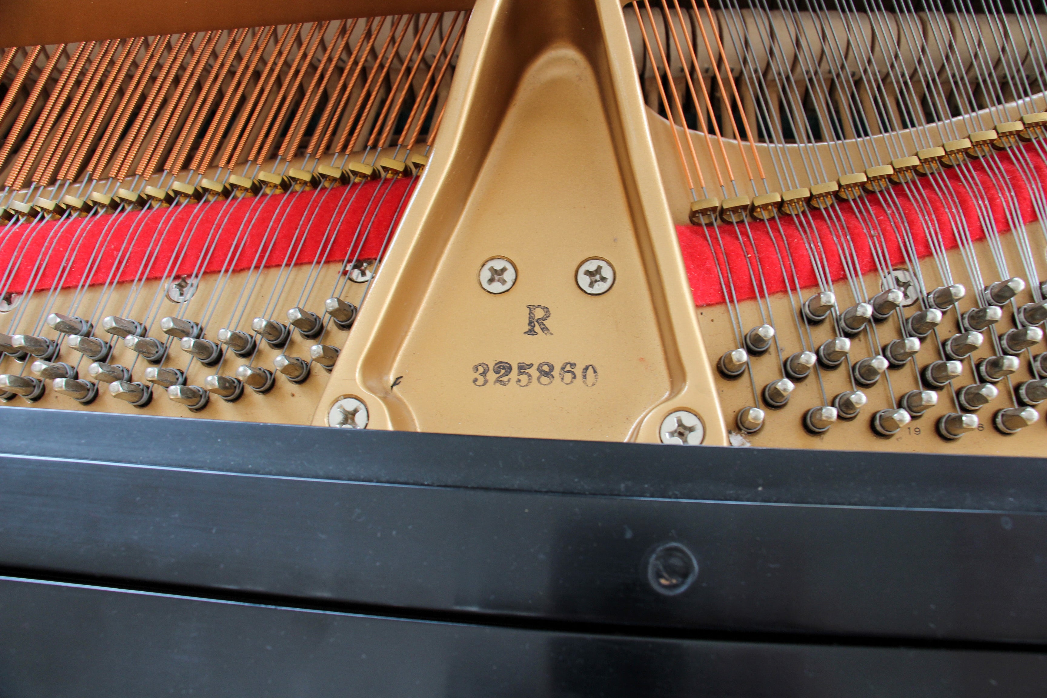 1994 Baldwin R Grand Piano 5'8