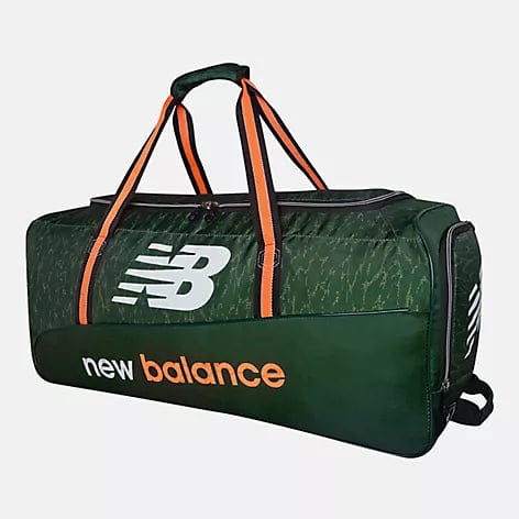 New Balance DC580 Junior Wheelie Cricket Bag - Lightweight Rolling Cricket Gear for Kids & Youth - Perfect for Practice, Matches & Travel