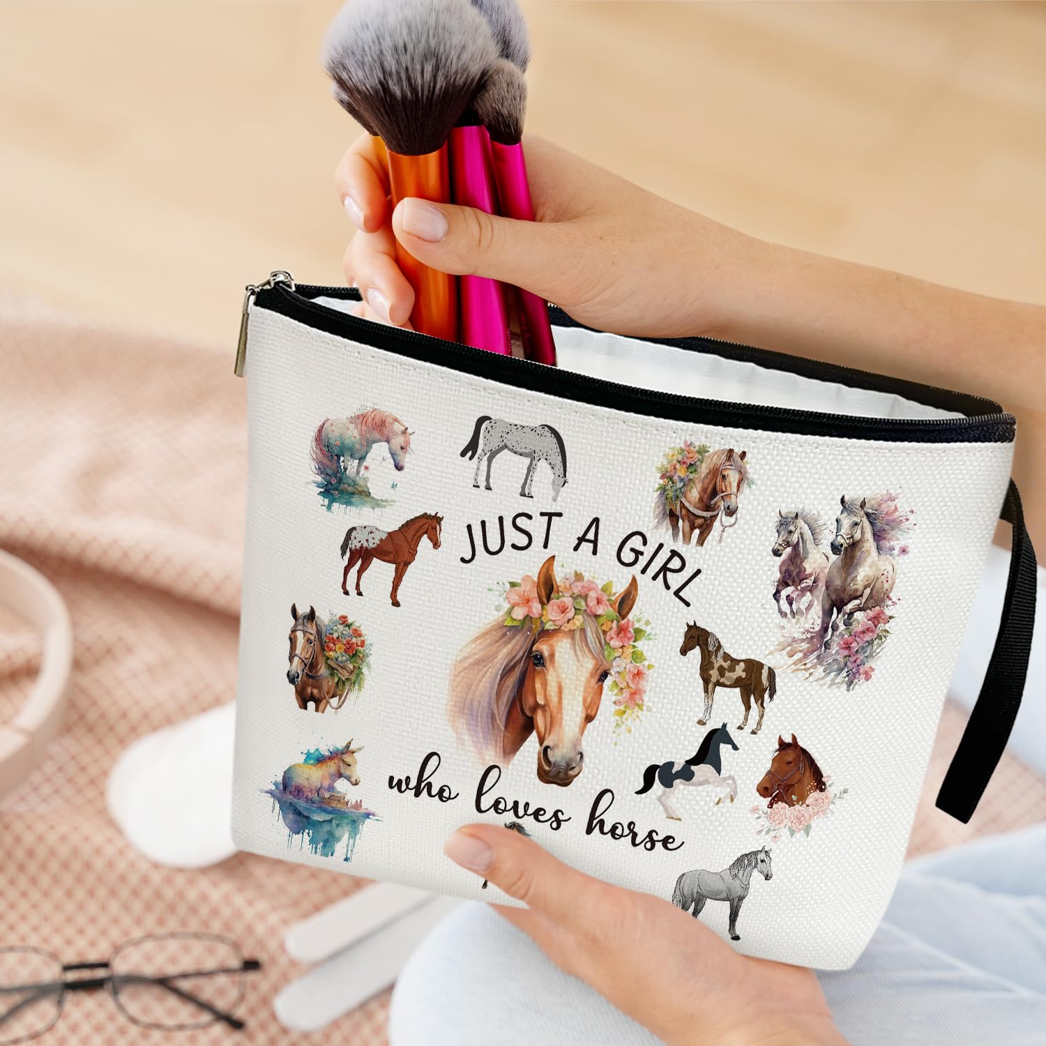 Equestrian Makeup Bag for Women - Horse Lover Cosmetic Pouch with Zipper, Travel Toiletry Organizer for Purse - Perfect Birthday Gift for Teen Girls, Wives & Daughters - Great for Horse Shows, Travel & Everyday Use