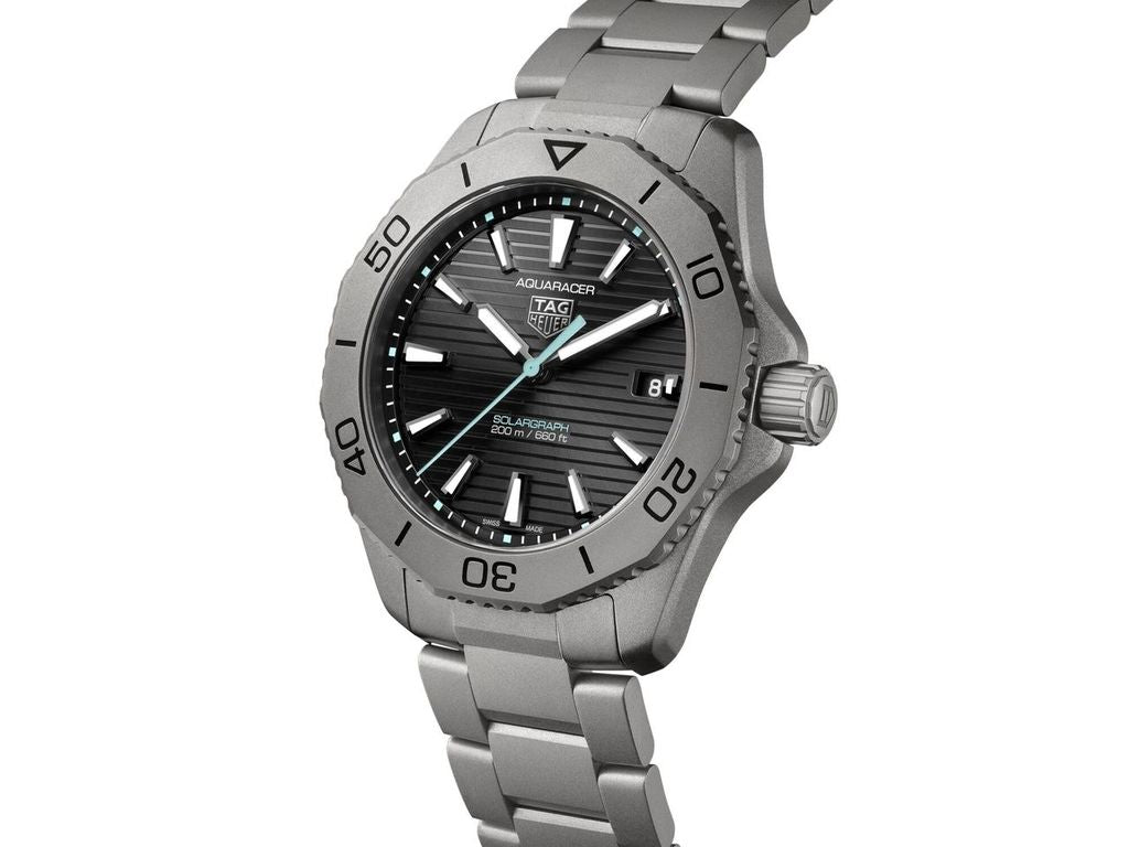 TAG Heuer Aquaracer Professional 200 Solargraph Calibre TH50 00 Quartz 40mm Men's Solar Watch WBP1180.BF0000 - Perfect for Diving, Water Sports & Everyday Wear