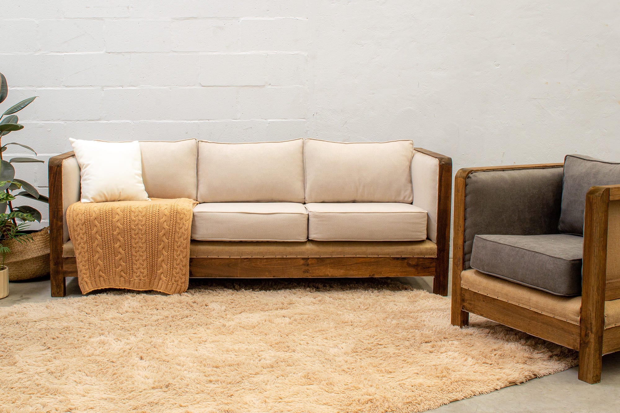 William Single Sofa Chair - Modern Comfort for Living Room, Bedroom & Office - Perfect for Relaxing, Reading & Lounging