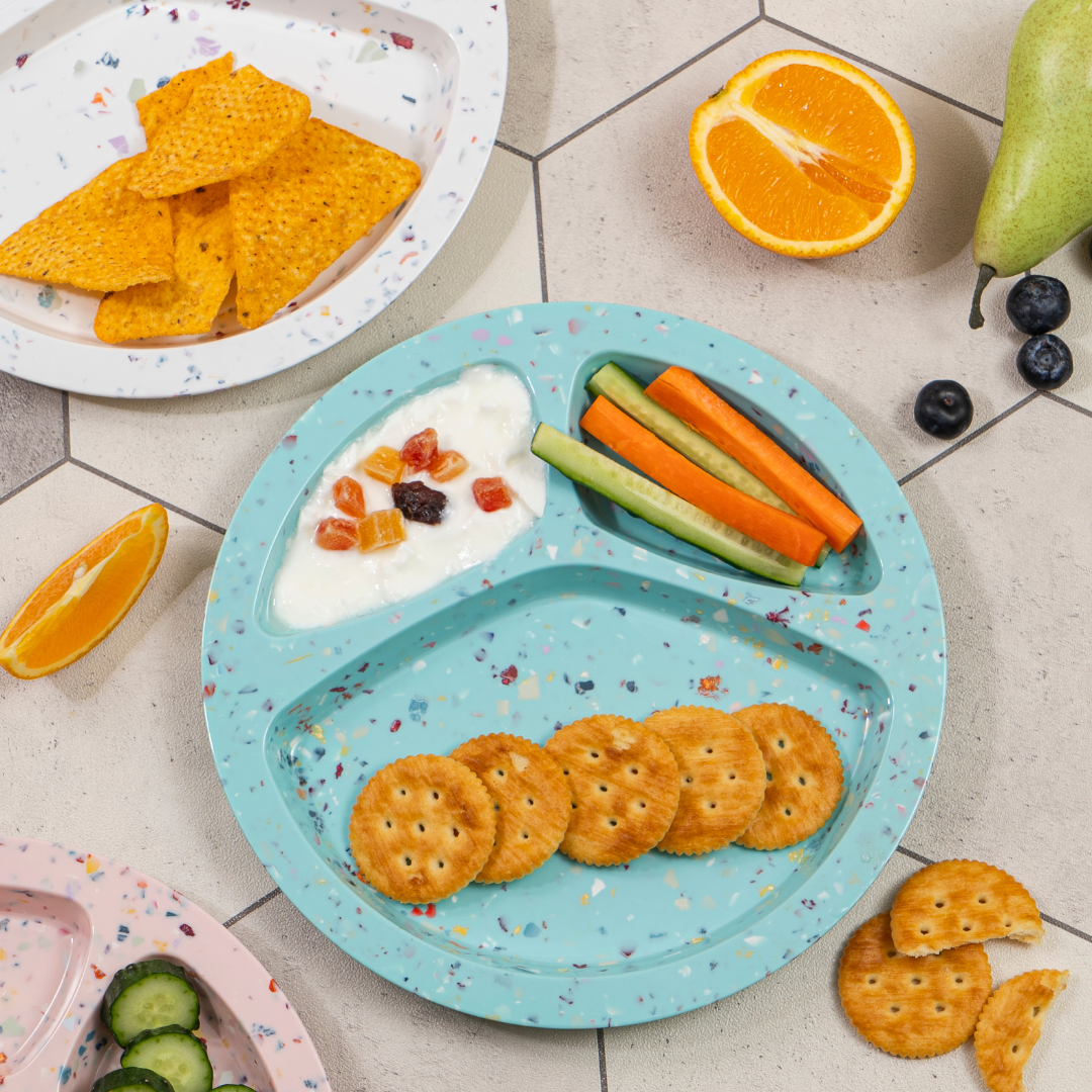 2-Piece Confetti Divided BBQ Plates - Green - Perfect for Outdoor Picnics, Backyard Grilling & Party Serving