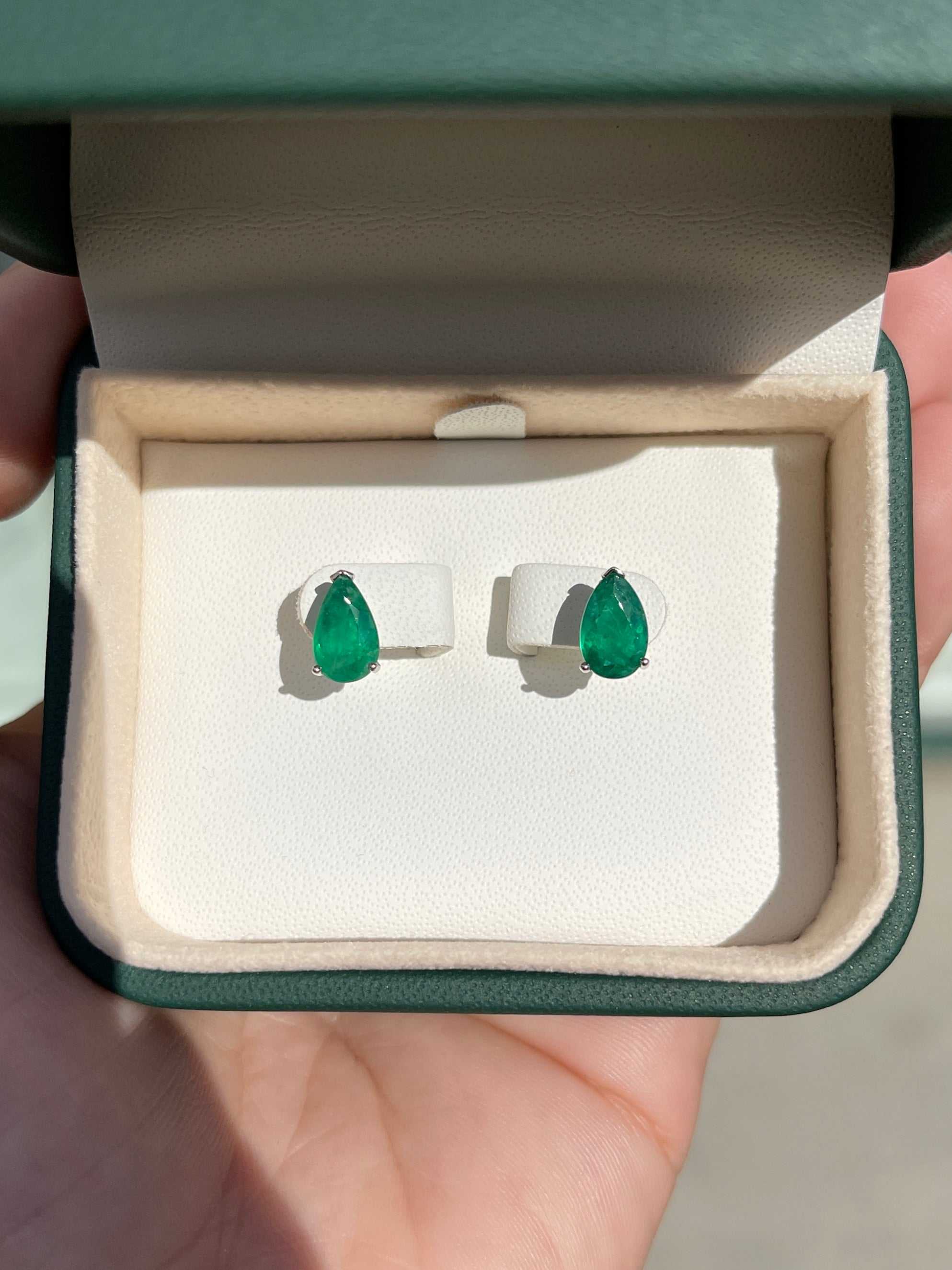 2.0tcw Natural Dark Forest Emerald Pear Cut Teardrop Pendant - 14K White Gold Jewelry for Women - Perfect for Weddings, Anniversaries & Special Occasions