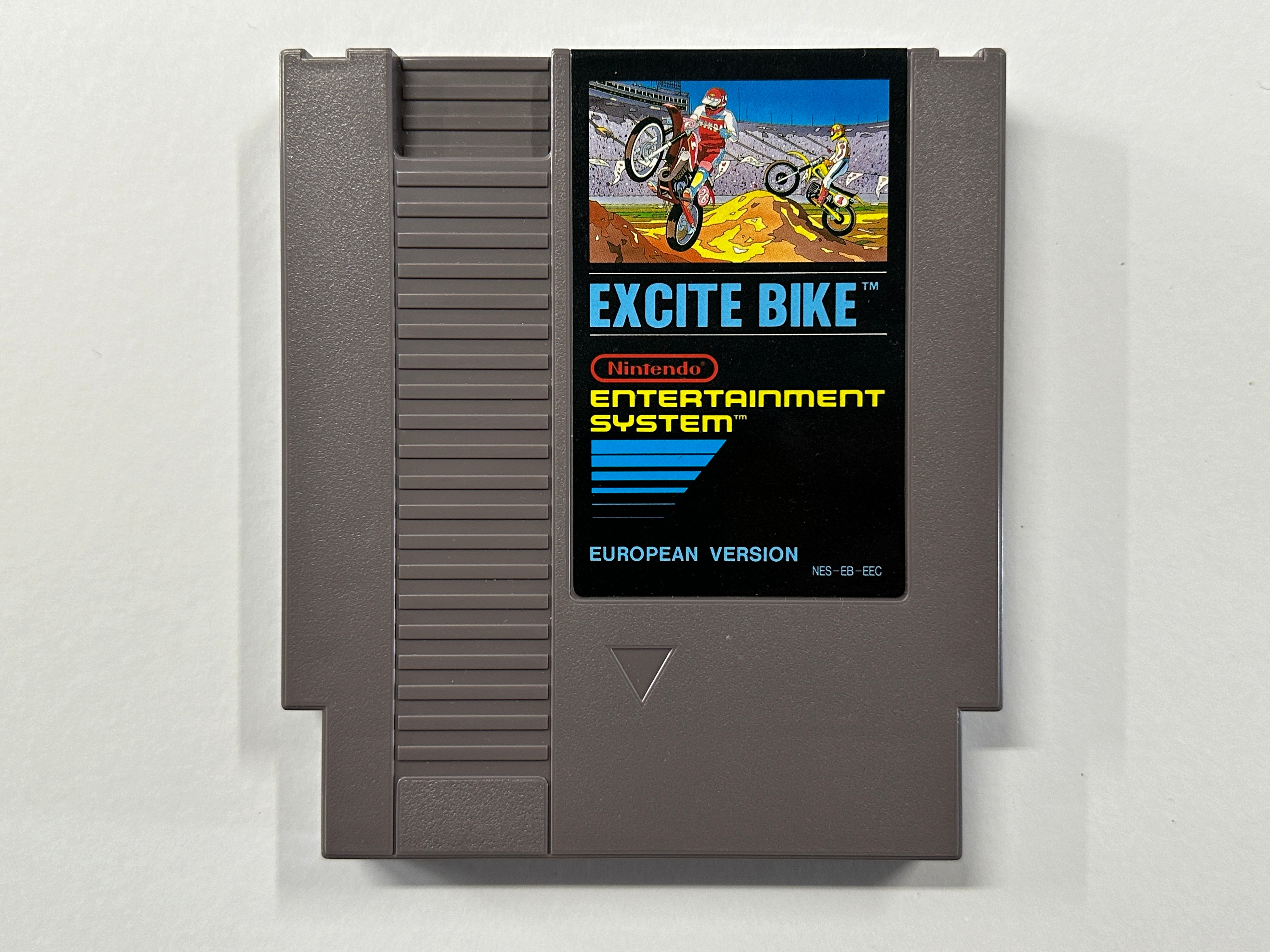 Excitebike PAL B European Version Game Cartridge - Classic NES Racing Game for Retro Gaming Enthusiasts - Perfect for Nintendo Entertainment System Collectors & 80s Arcade Fans