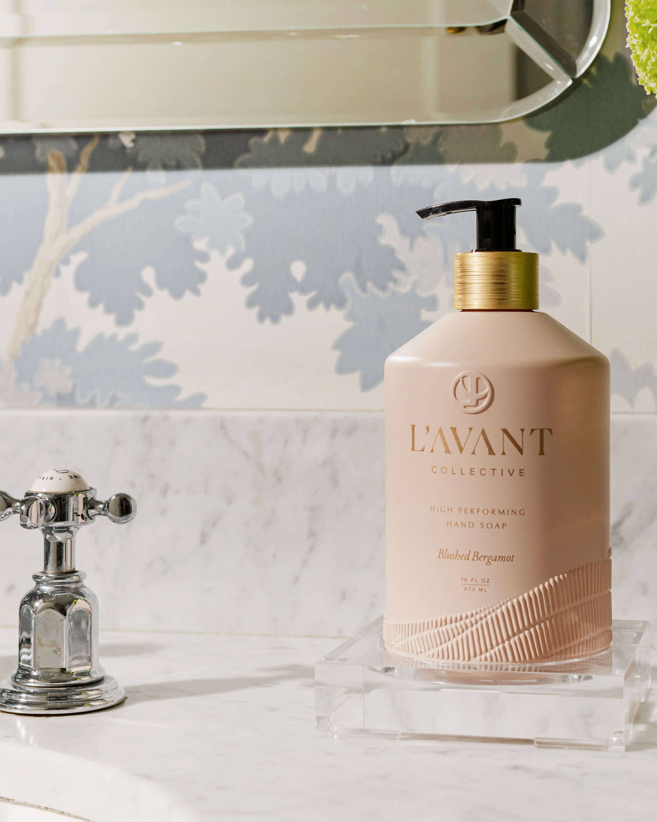 Blushed Bergamot Hand Soap - Natural Moisturizing & Antibacterial - Perfect for Bathroom, Kitchen & Travel