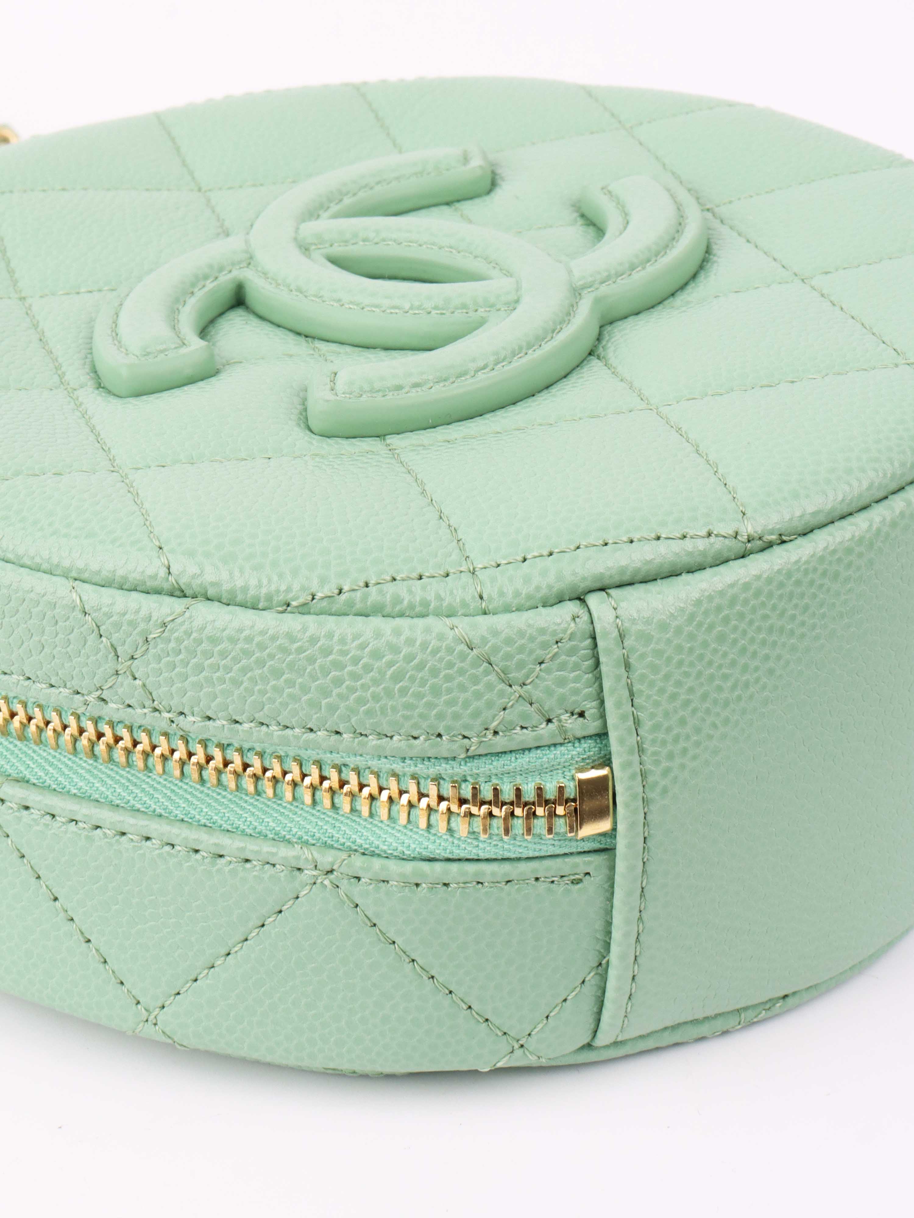 Chanel Green Round Vanity Bag - Luxury Women's Handbag for Evening Parties, Date Nights & Special Occasions