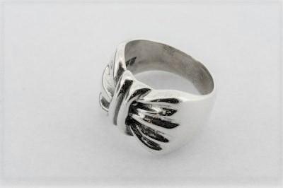Sterling Silver Signet Ring for Men & Women - Personalized Engraved Initials - Elegant Jewelry Gift for Wedding, Anniversary & Everyday Wear