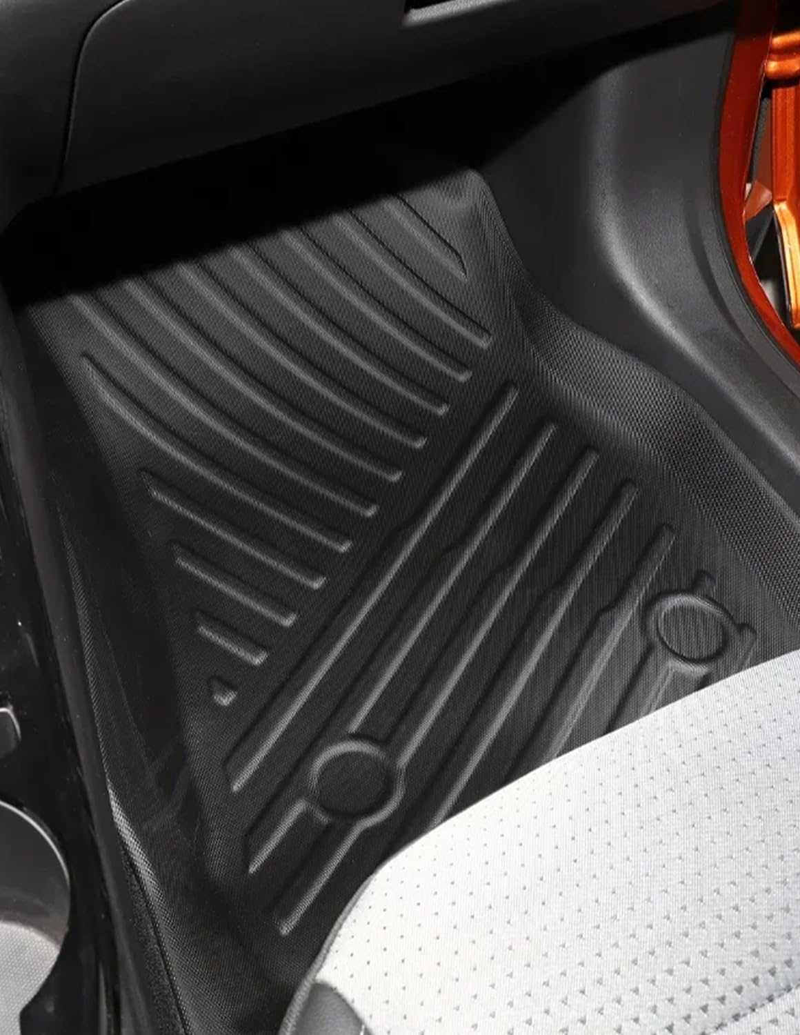 SMABEE 6-Piece All-Weather TPE Floor Mats Set for 2024-2025 Chevy Trax - Includes Floor Liners, Backrest Mats & Cargo Liner | Durable Black Interior Accessories | Perfect for Daily Commutes, Road Trips & Outdoor Adventures