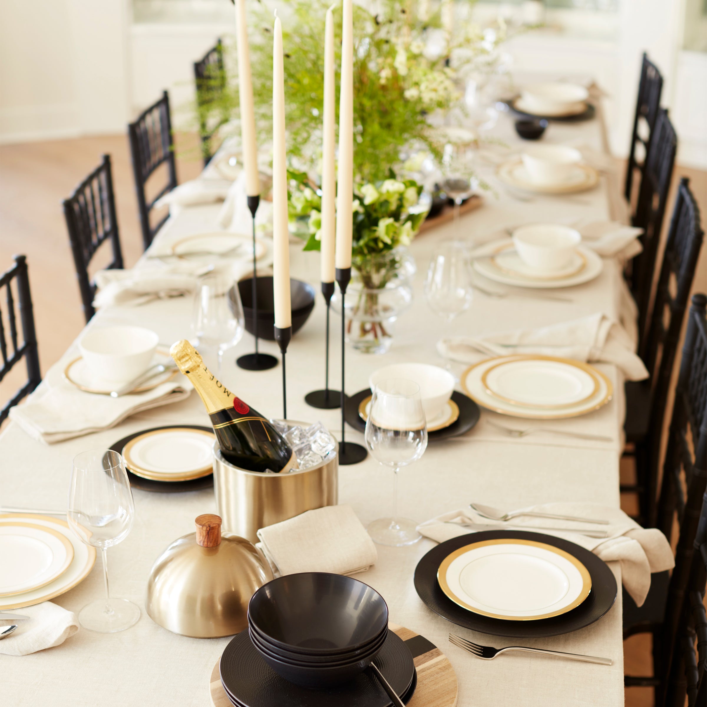 LX Collective White 12-Piece Dinnerware Set - Porcelain Plates, Bowls & Mugs for Everyday Dining, Entertaining & Family Meals