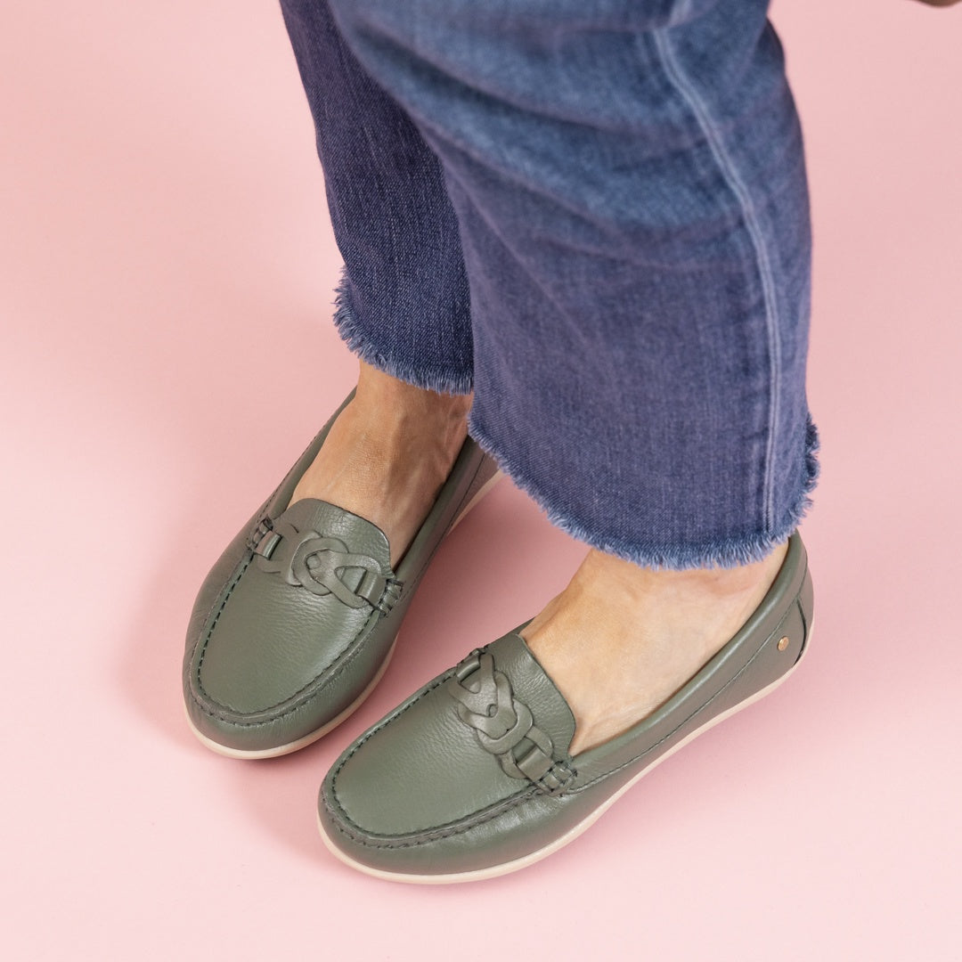Asher & Acco - Premium Fashion Accessories for Women & Men | Stylish Bags, Wallets & More for Everyday Use, Travel & Work