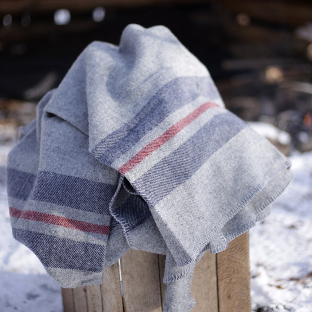 Premium Fox Hunting Blanket - Warm & Waterproof Outdoor Hunting Gear for Cold Weather - Ideal for Hunting, Camping & Outdoor Adventures