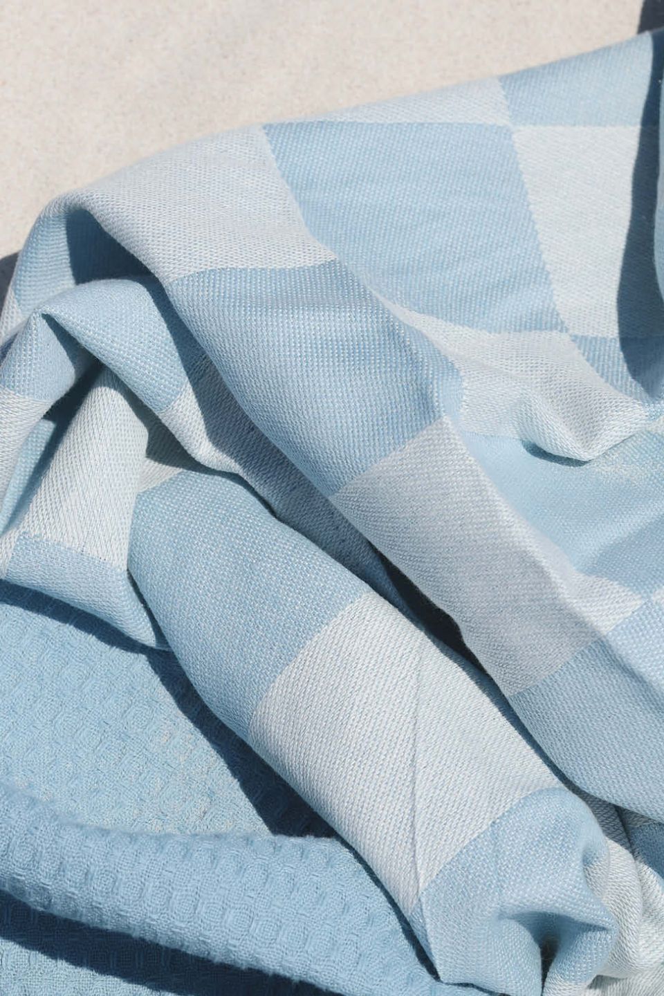 Premium Cove Sky Check Cotton Beach Towel - Soft, Absorbent & Quick-Drying - Perfect for Pool, Beach, Vacation & Outdoor Activities