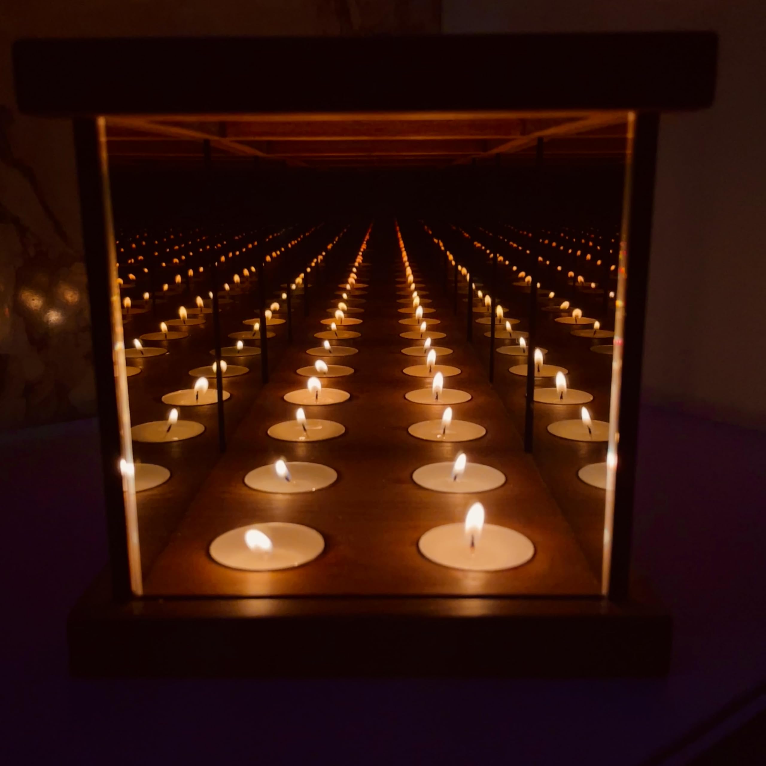 Infinity Mirror Tea Light Holder - Glass Hurricane Candle Holder with Wood Base | Unique Infinity Cube Night Light for Table Decor, Wedding Gifts, Bedroom Lighting & Rustic Home Decor | Perfect for Romantic Dinners, Spa Relaxation & Holiday Centerpieces