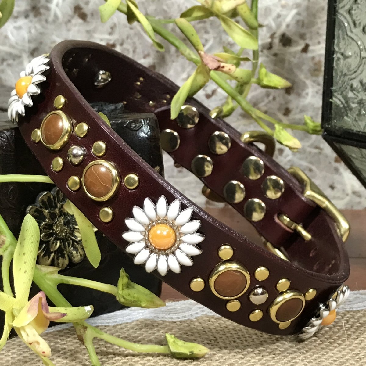Premium Genuine Leather Dog Collar - Yessena Adjustable Pet Collar with Metal Buckle for Small Medium Large Dogs - Perfect for Daily Walks, Training & Outdoor Adventures