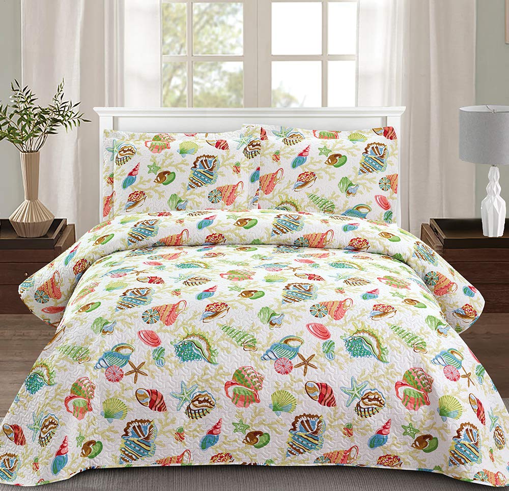 **Reversible Queen Size Quilt Set - Lightweight Coastal Ocean Beach Bedding with Starfish & Conch Decor | Soft Summer Bedspread for Home, Guest Room, or Vacation Rental**