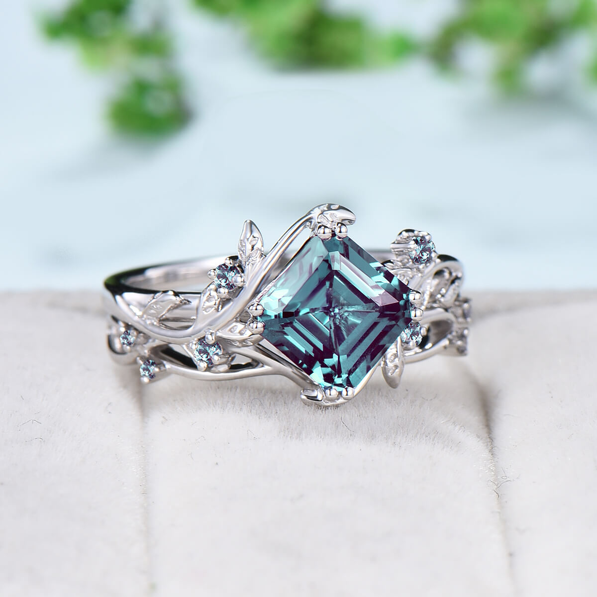 Nature Inspired Asscher Alexandrite Ring Set | Color Changing Twig Engagement Ring | Cluster Leaves Branch Wedding Ring for Women | Perfect for Nature Lovers & Outdoor Weddings