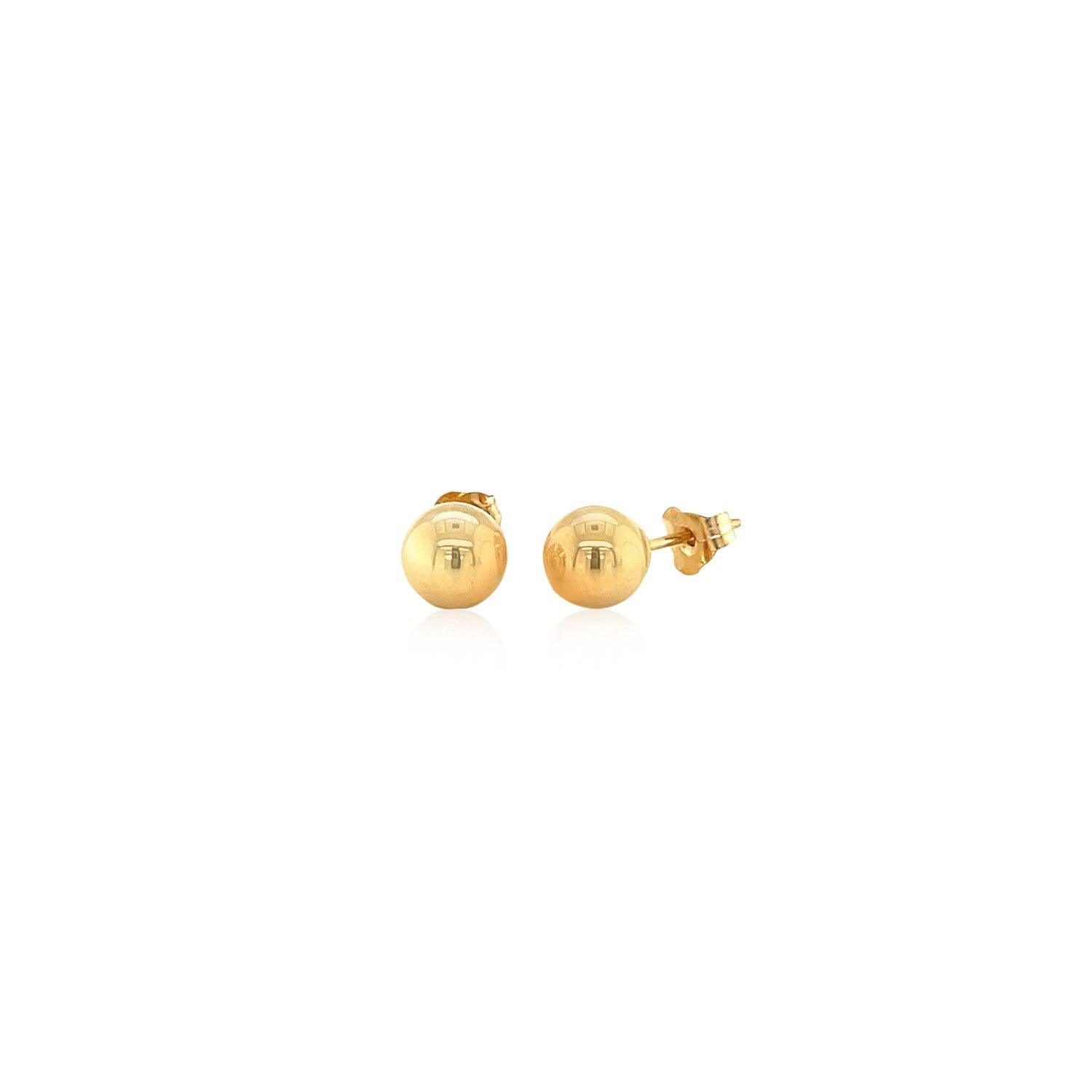 14K Yellow Gold Round Stud Earrings (6.0 mm) - Hypoallergenic Diamond Cut Studs for Women, Perfect for Everyday Wear & Gift Giving
