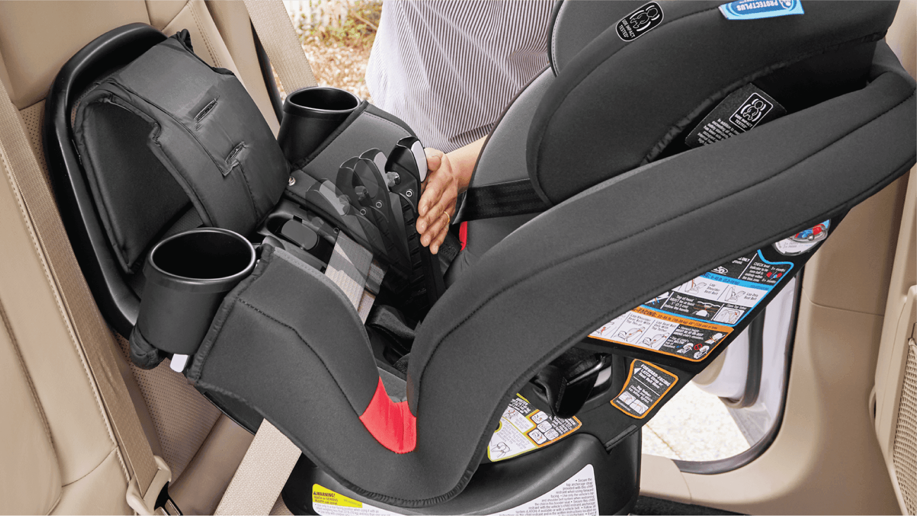 Graco TrioGrow SnugLock 3-in-1 Convertible Car Seat for Infants to Toddlers - Safe & Comfortable Baby Car Seat for Travel, Road Trips & Daily Commute