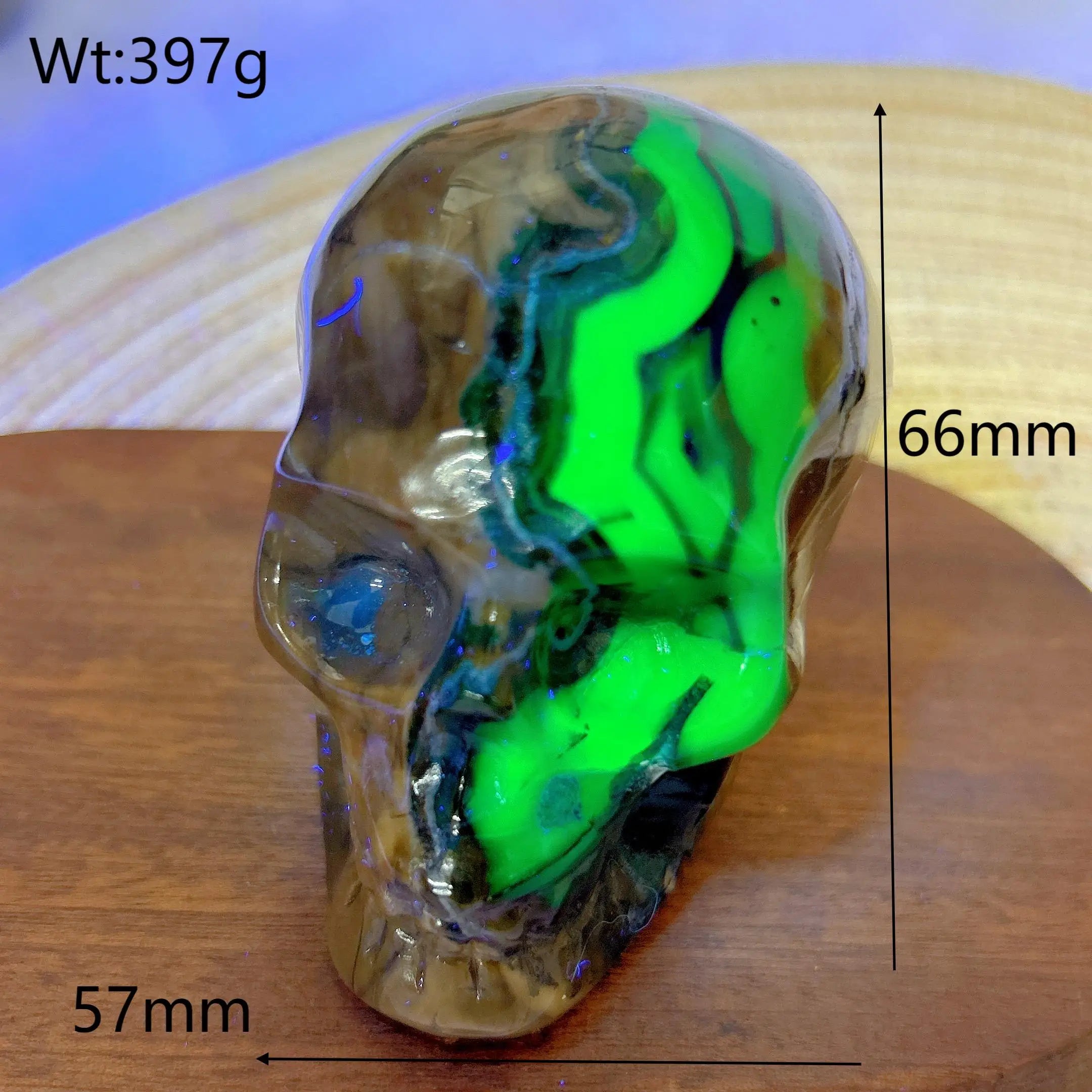 Natural Volcanic Agate Skull Carving with UV Light Effect - Green Flashy Healing Crystal for Energy, Home Decor & Spiritual Gifts | Perfect for Meditation, Feng Shui & Unique Gift Giving