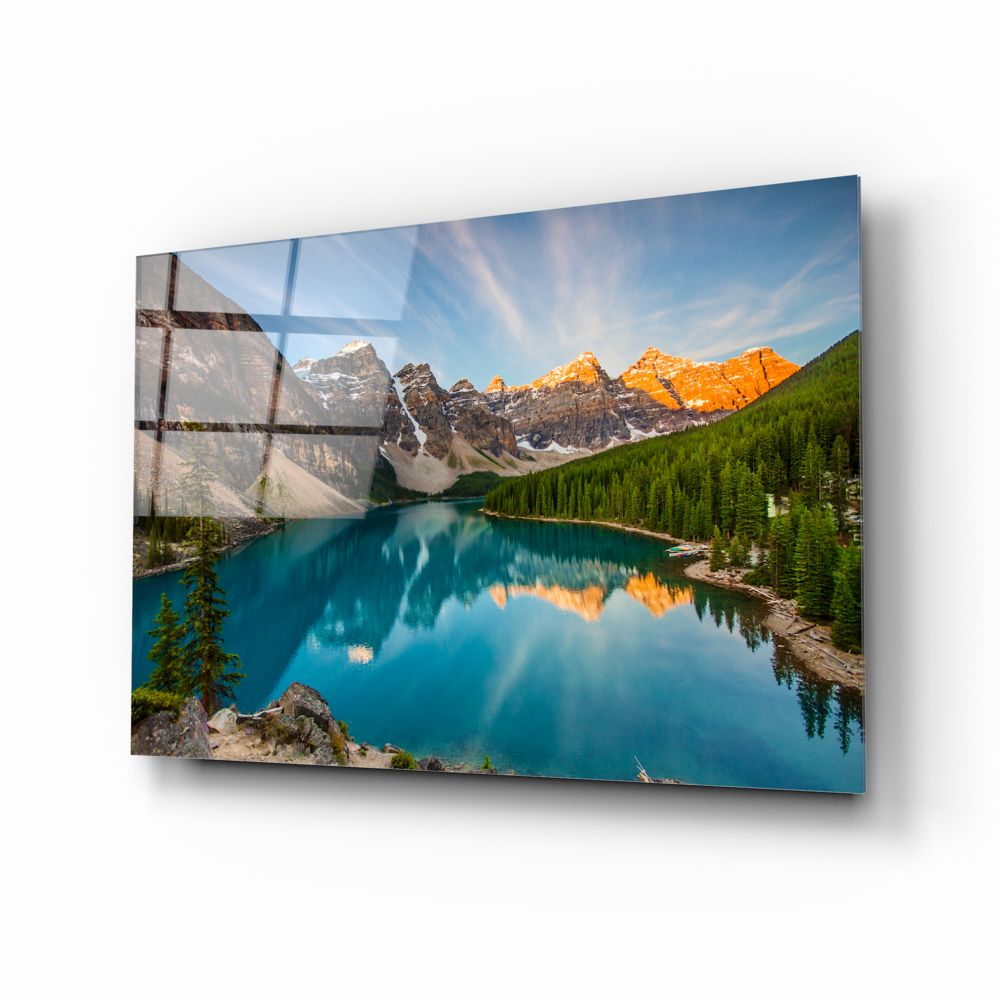 Moraine Lake Canada - Stunning Scenic Views & Hiking Trails in Banff National Park | Perfect for Nature Lovers & Outdoor Adventures