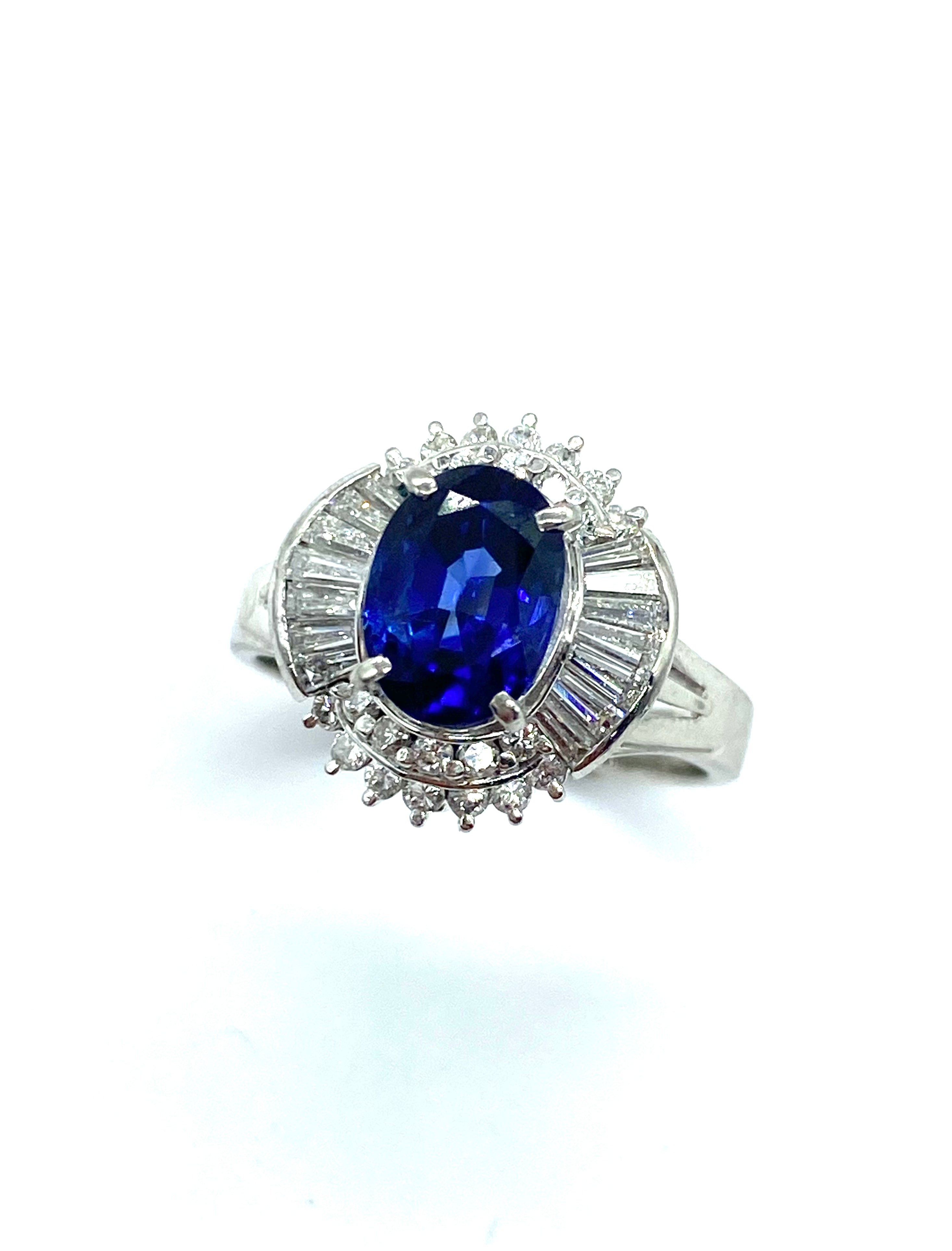 Exquisite Sapphire and Diamond Engagement Ring for Women - 14K White Gold Wedding Band, Perfect for Proposals, Anniversaries & Special Occasions