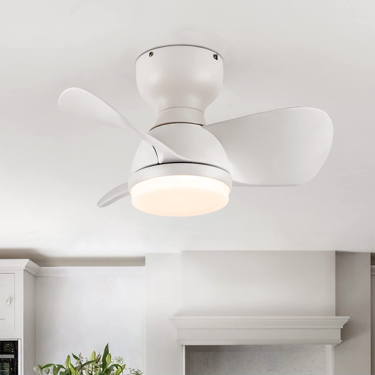 EKIZNSN White Low Profile Flush Mount Ceiling Fan with LED Light and Remote Control - Quiet DC Motor, 6 Speed Settings, Timer Function - Perfect for Bedroom, Dining Room, Living Room, and Office Spaces