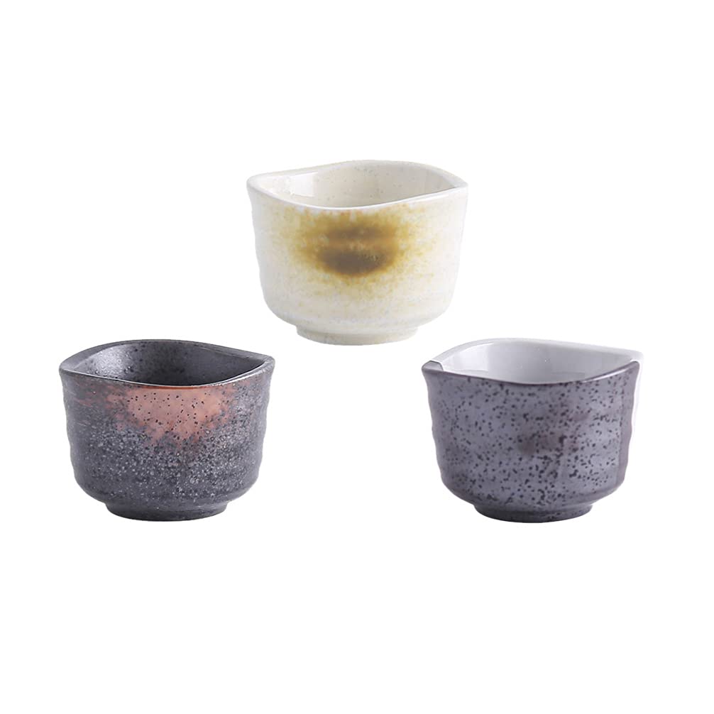 Hemoton 3-Piece Ceramic Sake Set - Japanese Sake Cups, Serving Bottle & Dish - Traditional Sake Drinking Accessories for Home, Restaurant & Gift Giving