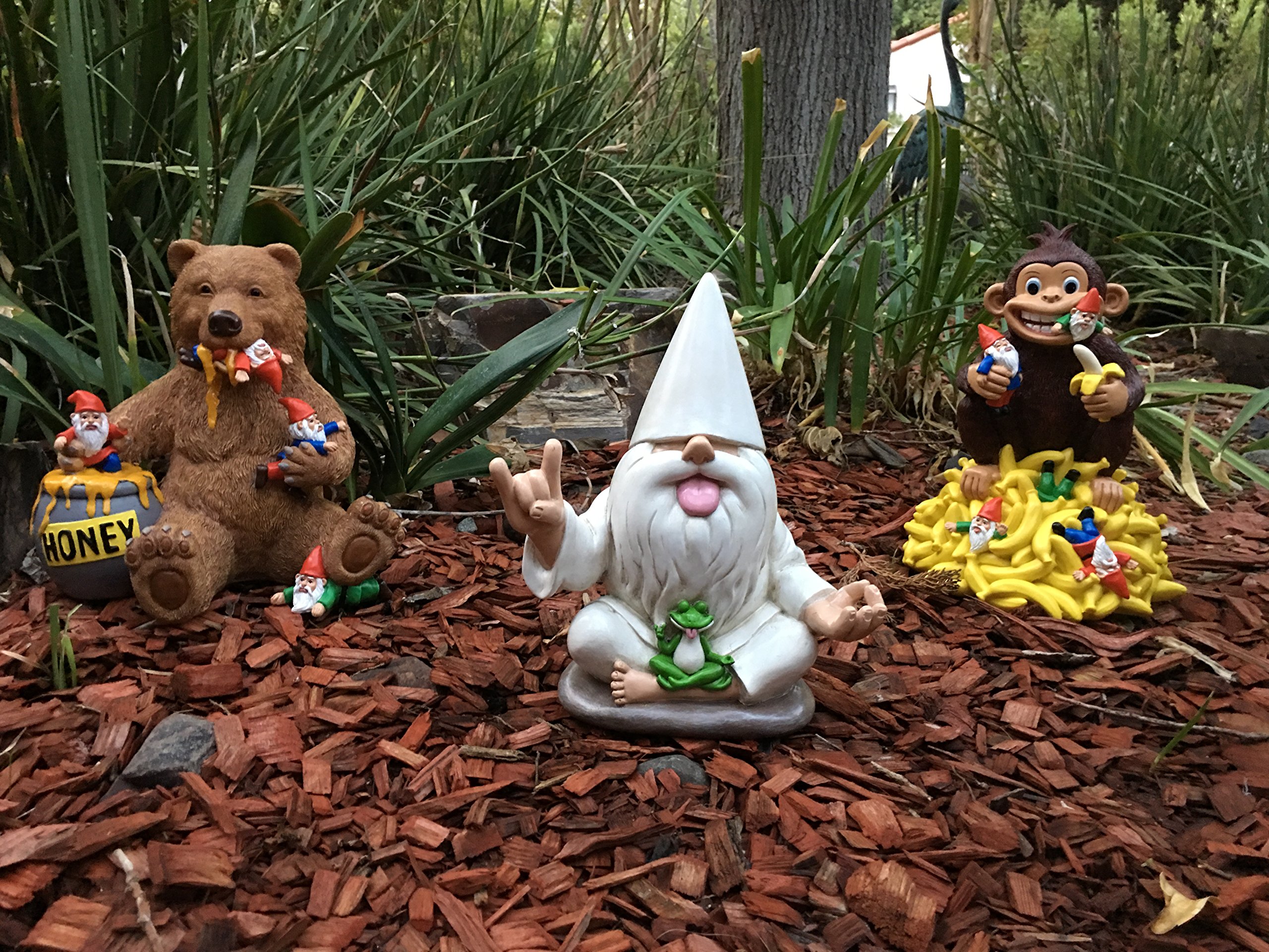 GlitZGlam Miniature Monkey with Bananas & Garden Gnomes - 11 Inch Tall Decorative Figurine for Fairy Gardens, Miniature Landscapes & Outdoor Decor