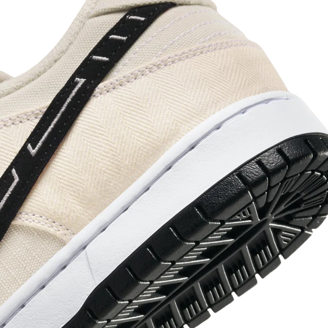 Nike SB Dunk Low Albino & Preto Fossil Black Sneakers - Men's Skateboarding Shoes for Streetwear & Casual Wear - Perfect for Skating, Urban Fashion & Everyday Comfort