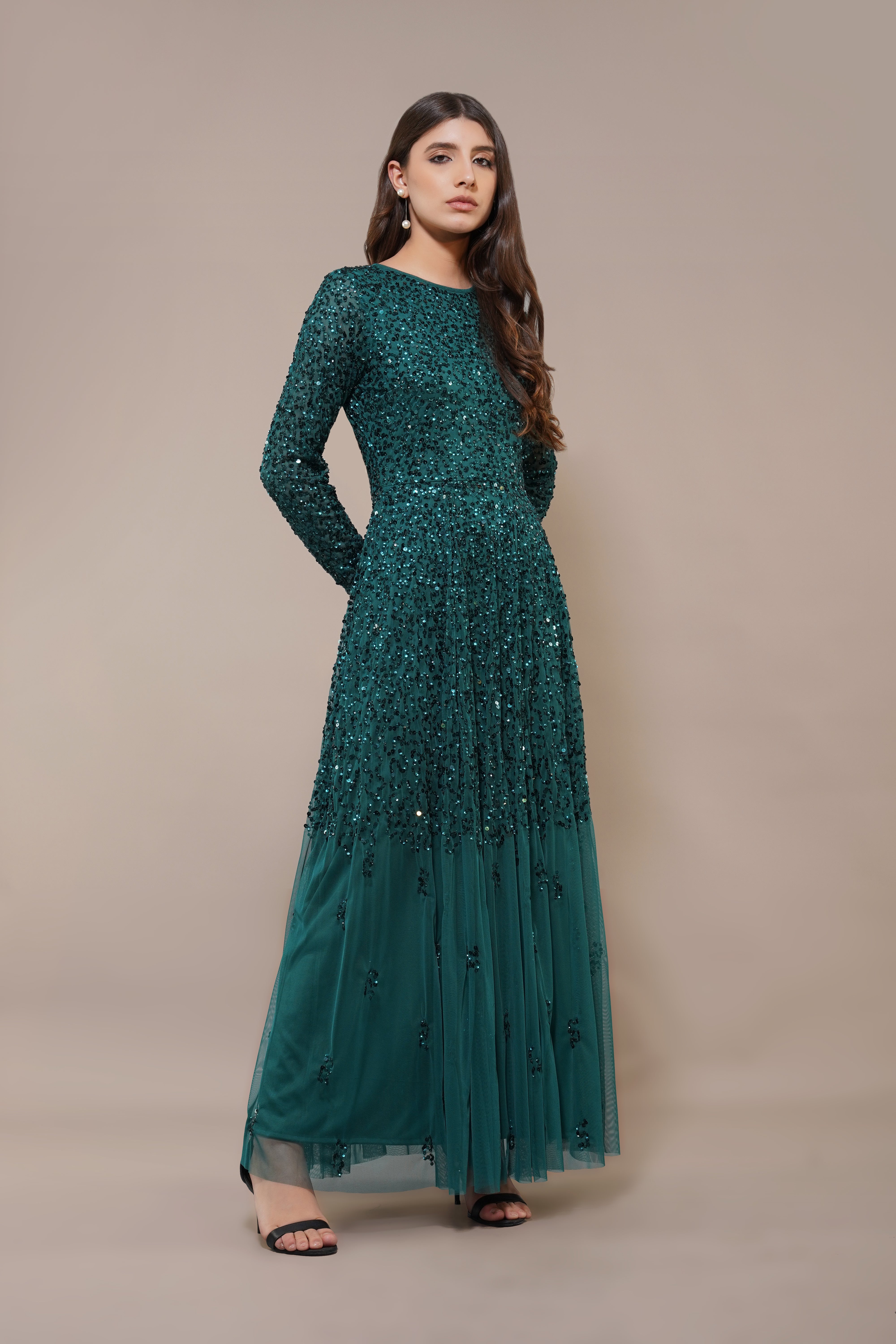 Elegant Long Sleeve Embellished Maxi Dress for Women - Emerald Green Formal Gown for Evening Parties, Weddings & Special Occasions