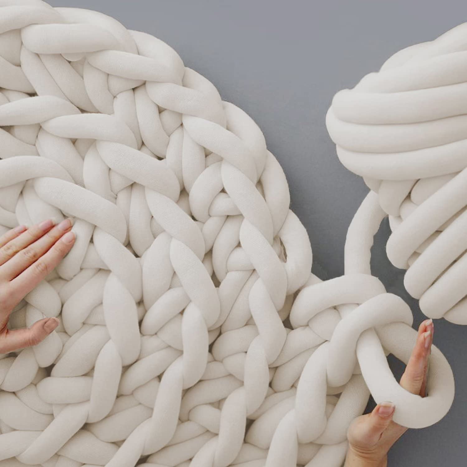 GULAKY Chunky Giant Cotton Tube Yarn - Super Soft & Thick DIY Arm Knitting Yarn (8lb, Milk White) | Merino Wool Alternative for Handmade Blankets, Scarves & Home Decor | Perfect for Cozy Winter Crafts & Gift Making