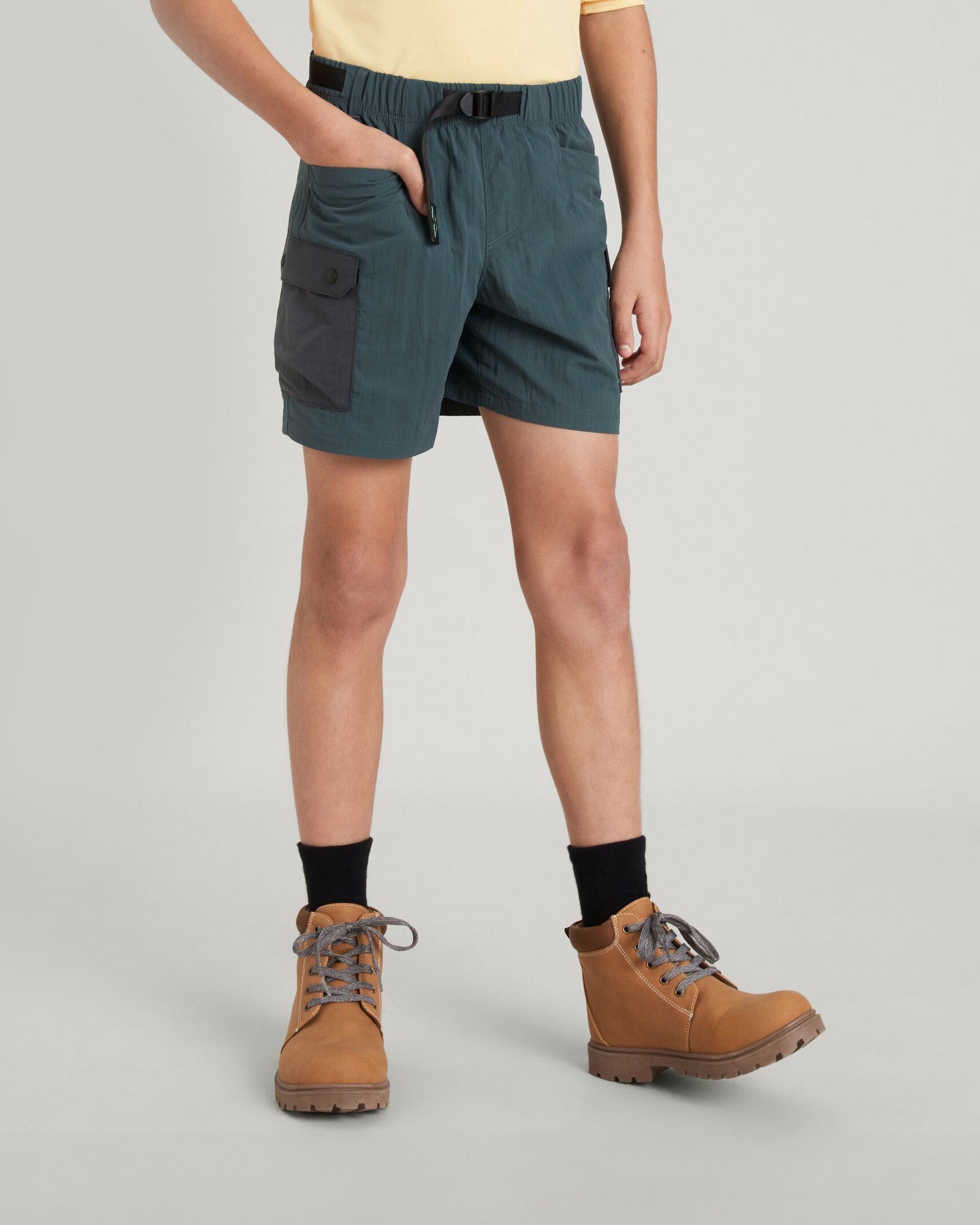 EVRY Boys' Cargo Shorts - Lightweight Comfortable Casual Pants for Everyday Wear - Perfect for School, Play and Outdoor Activities