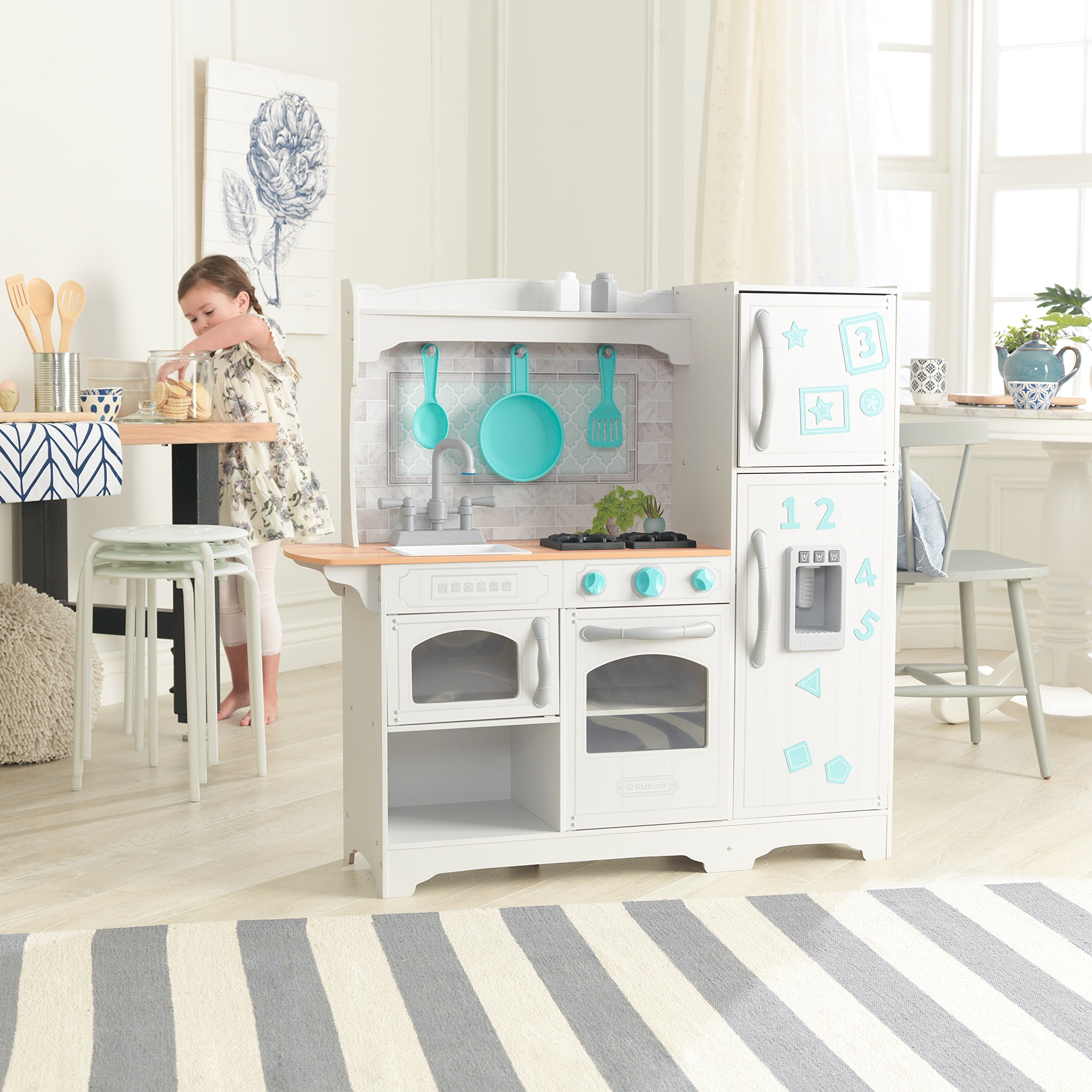 KidKraft Countryside Wooden Play Kitchen Set with Fridge Magnets, Ice Maker & Accessories - Pretend Play Toy for Toddlers & Kids - Perfect for Home, Preschool & Role-Playing Games (Amazon Exclusive 53424)
