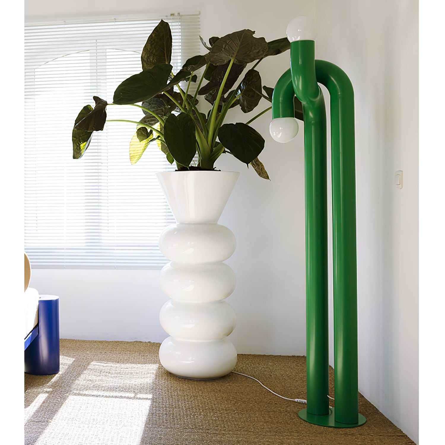 Loopi Modern LED Floor Lamp with Adjustable Brightness - Perfect for Living Room, Bedroom, and Office Lighting