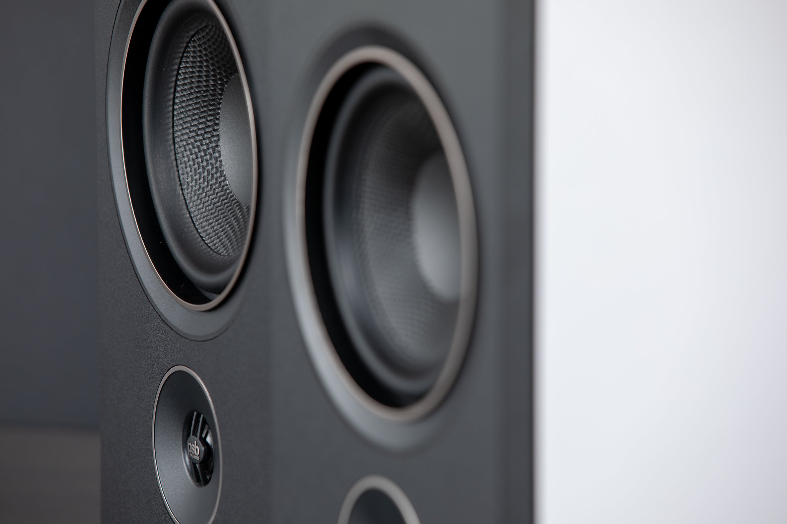 PSB Alpha AM3/AM5 Powered Bookshelf Speakers - High Fidelity Audio for Home Theater & Music Listening - Perfect for Small Rooms & Desktop Setups