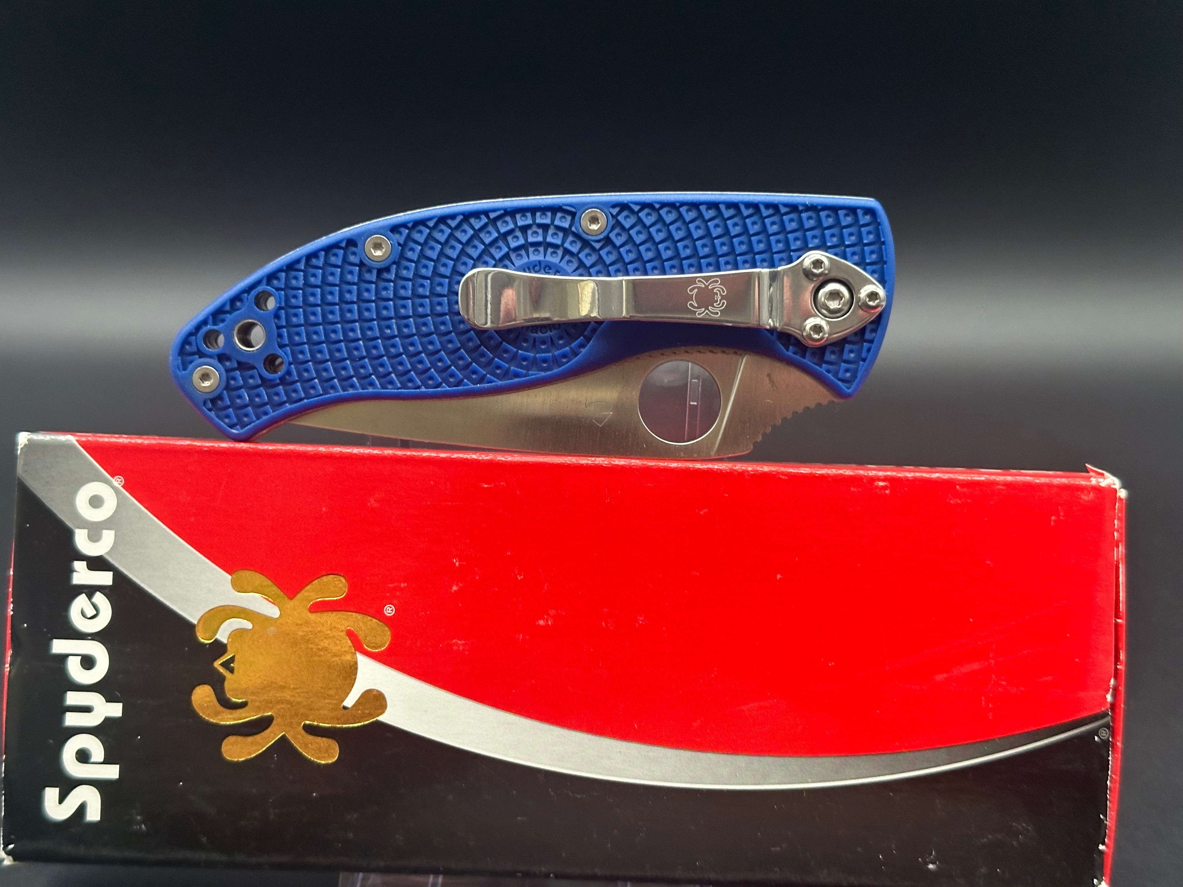 Spyderco Tenacious Lightweight Folding Knife - Blue FRN Handle, 3.4