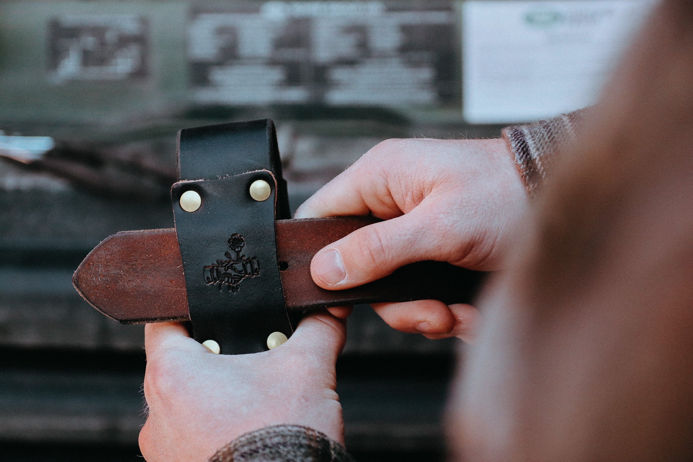 Premium Black Leather Sheath for Knives & Tools - Durable & Stylish for Camping, Hunting & Outdoor Adventures