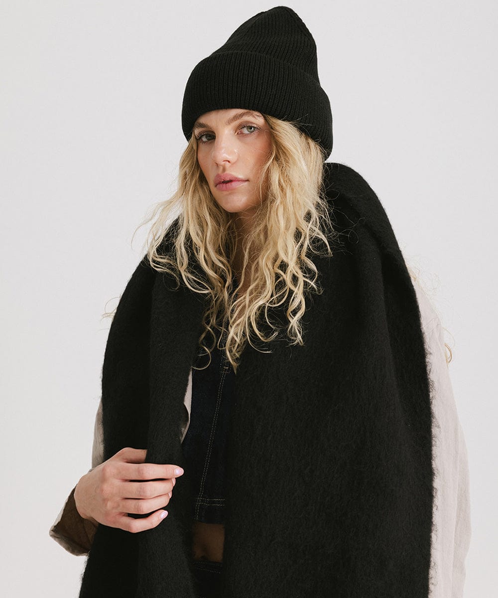 Cozy Mik Oversized Knit Scarf - Soft Chunky Winter Wrap for Women & Men - Perfect for Cold Weather, Travel & Outdoor Activities