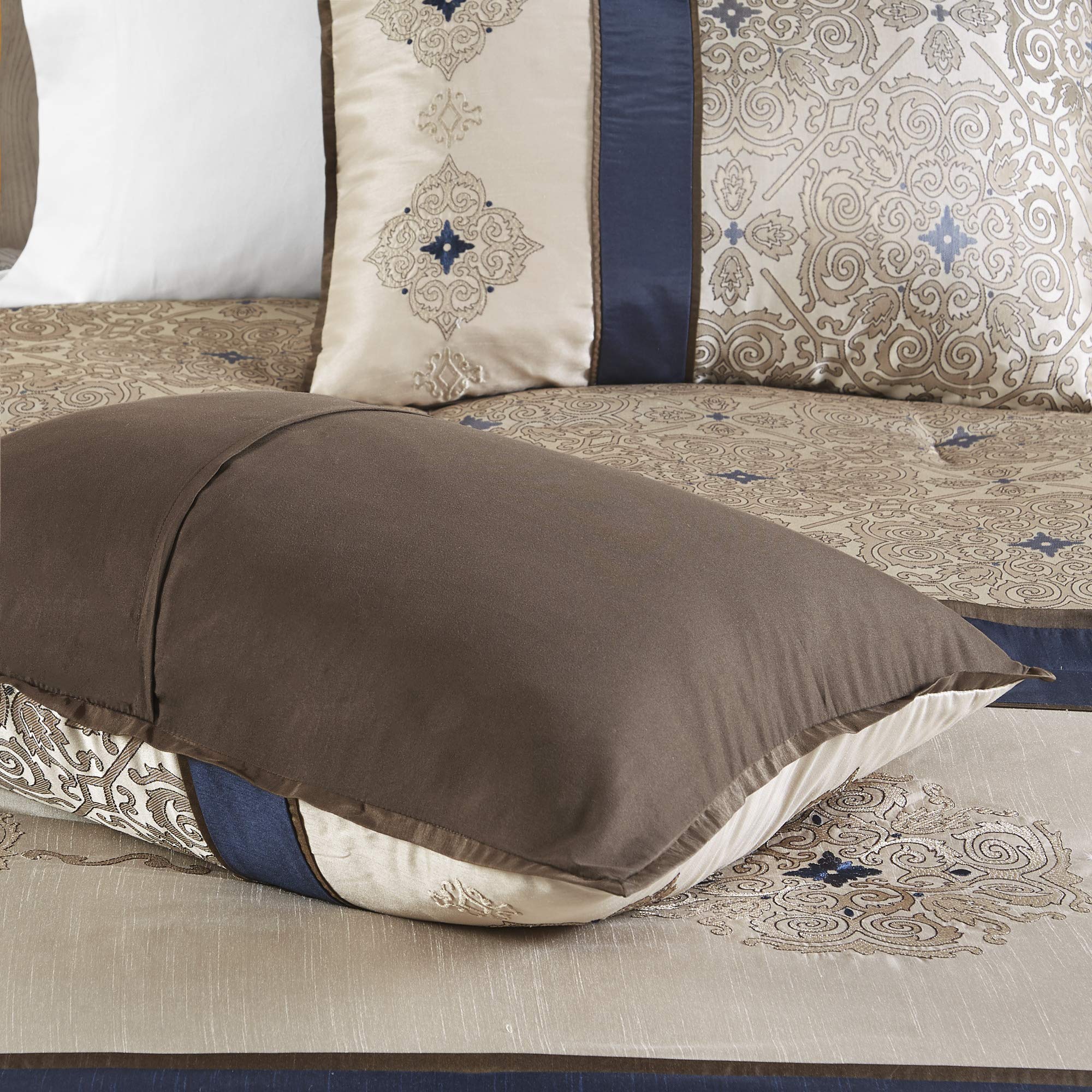 Madison Park Essentials Delaney 24-Piece Luxury Bedding Set - Satin Jacquard Comforter, Sheets, Decorative Pillows & Curtains - All Season King Size (104