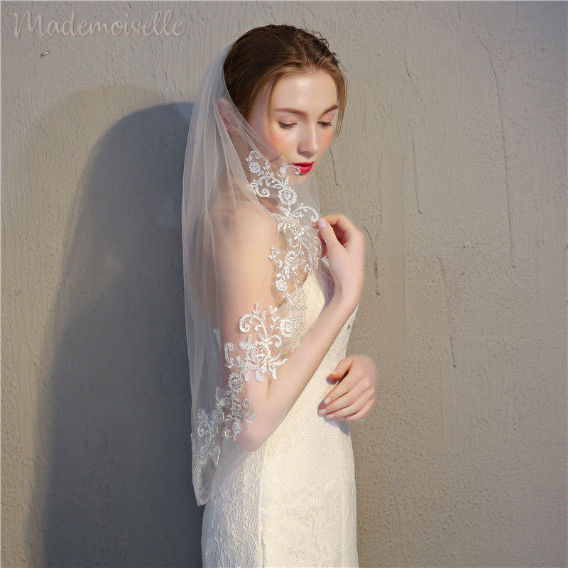 Elegant Daisy Veil for Wedding Brides - Perfect for Boho, Vintage & Garden Ceremonies