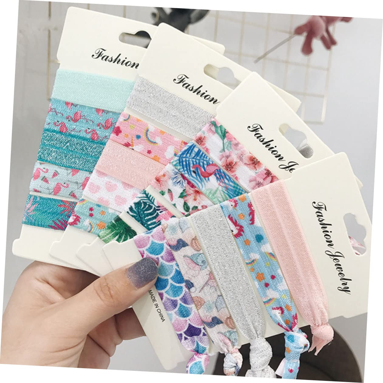 Minkissy 25-Piece Elastic Hair Tie Set - Soft Ponytail Holders, Stretch Hair Bands & Hair Rings for Women & Girls (5 Stylish Patterns) - Perfect for Workouts, Office & Everyday Hairstyles