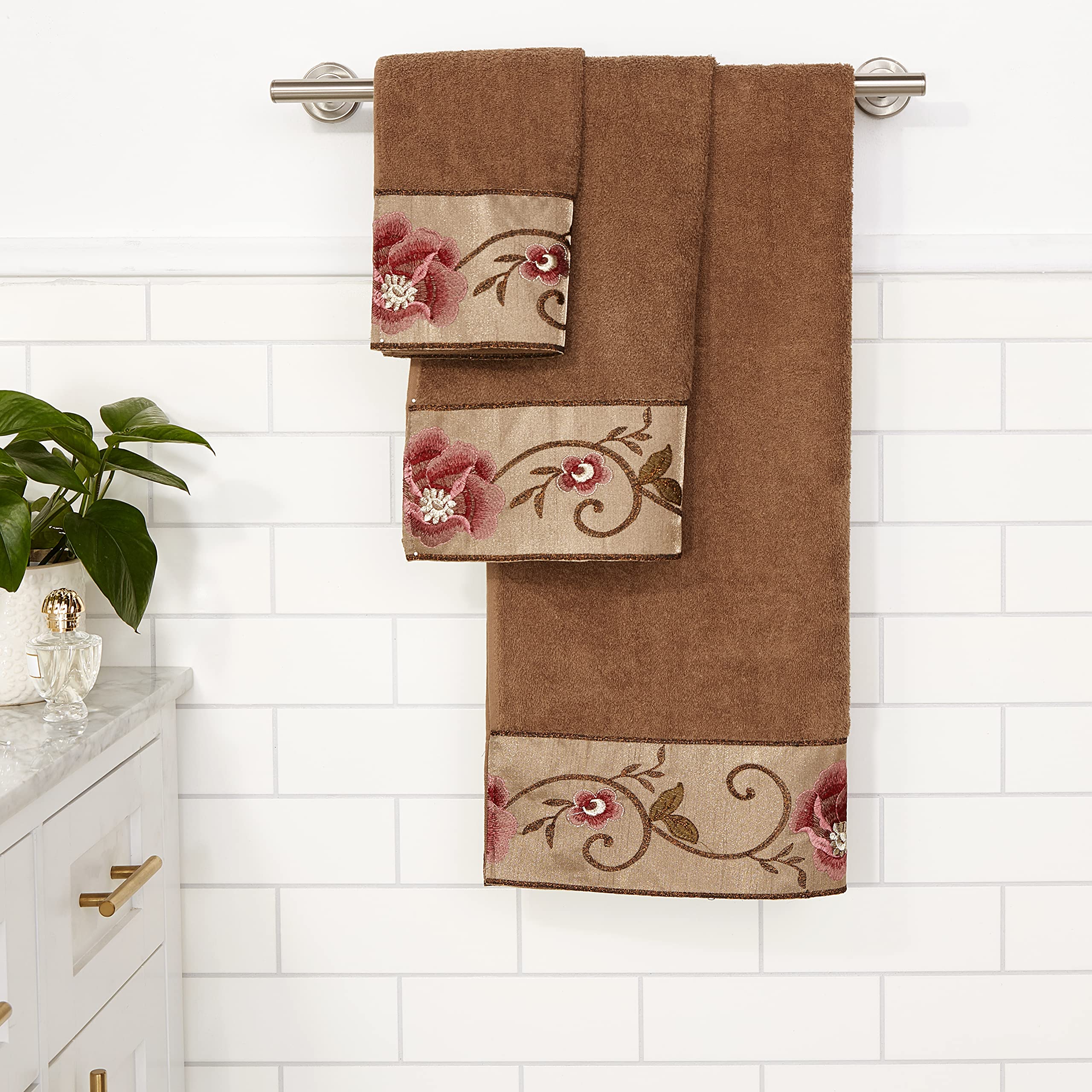 Luxury Bath Towels Set of 3 - Larissa Collection Rose Pattern - Super Soft & Absorbent Cotton Towels for Spa, Bathroom & Guest Use