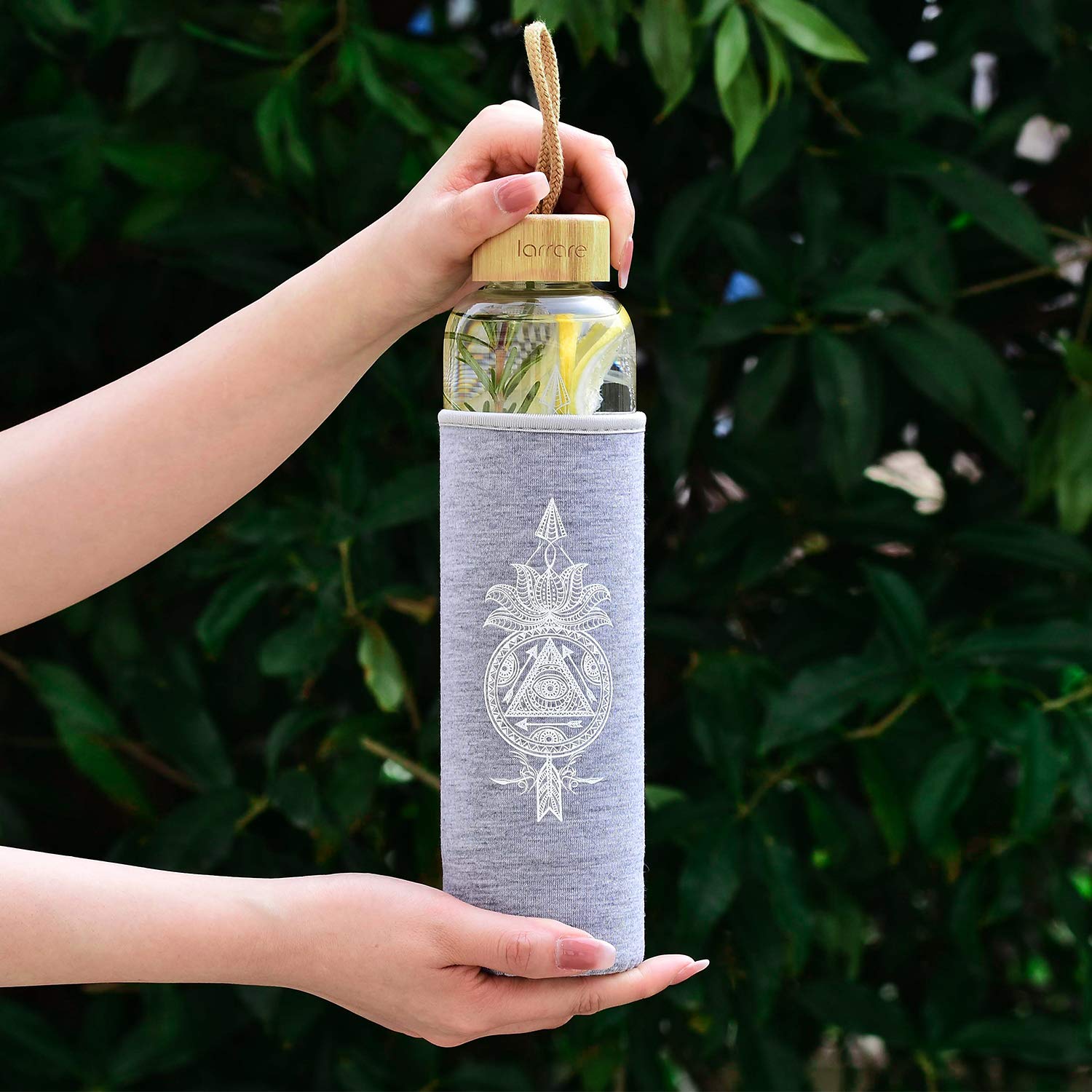 19oz Crystal Water Bottle with Gemstones - Rose Quartz for Energy & Hydration at Home/Office